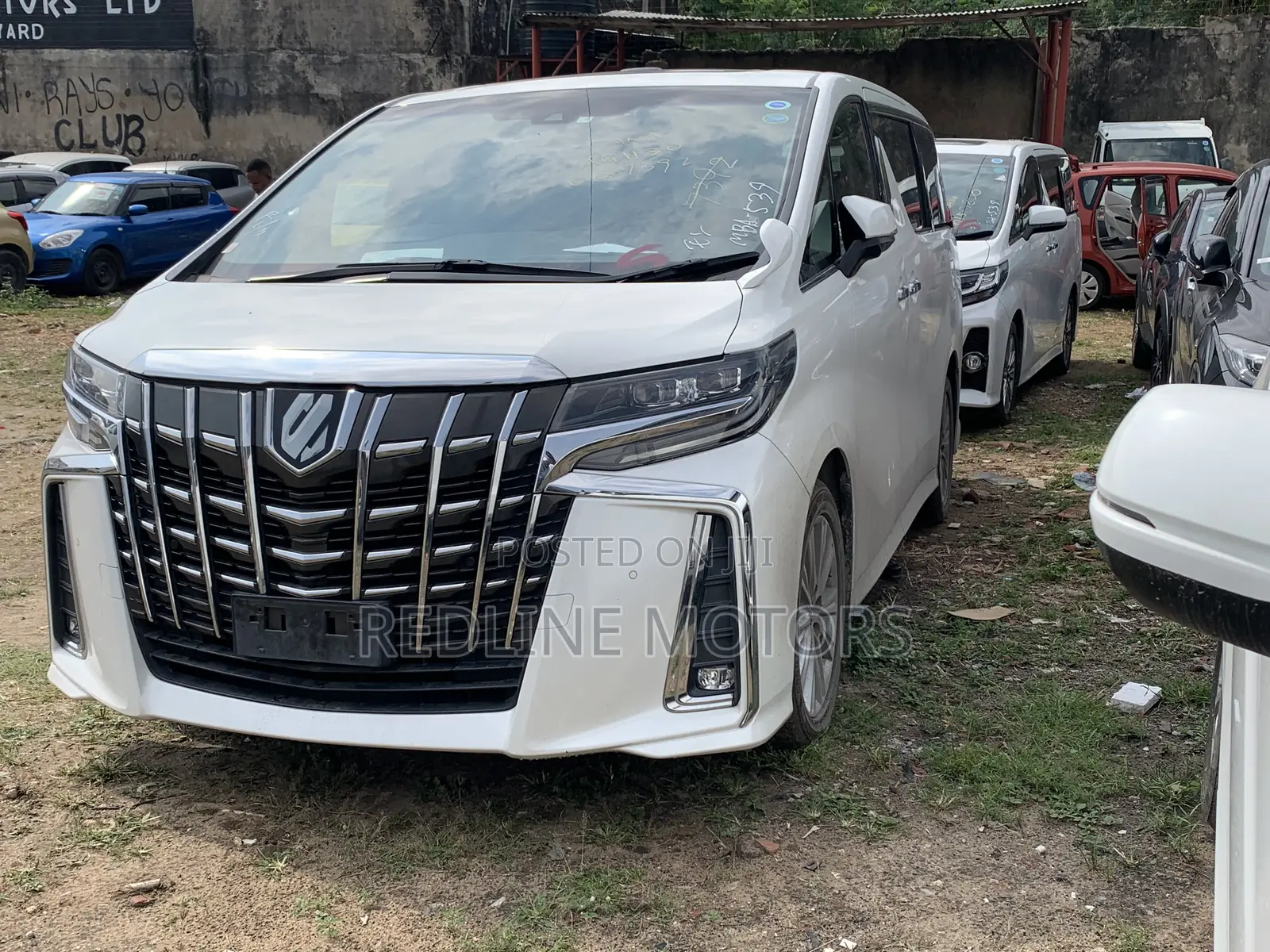 Toyota Alphard 2018 White