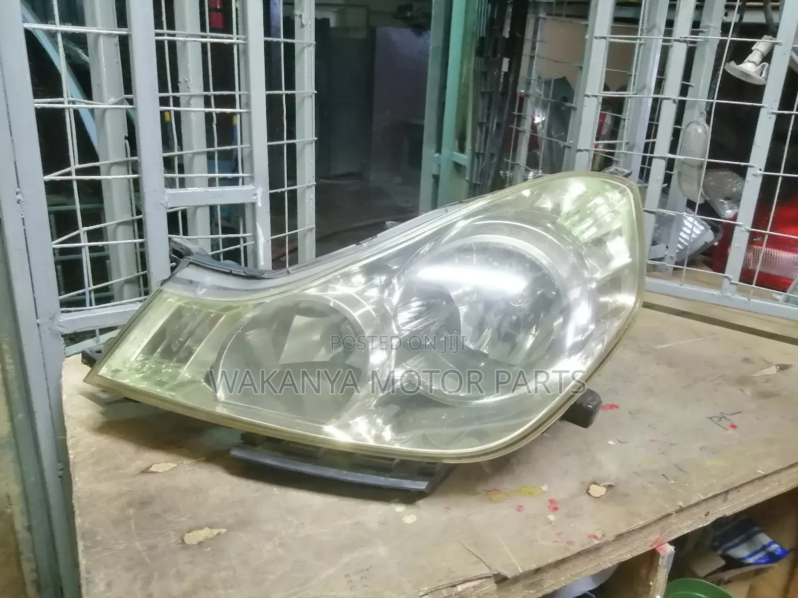Nissan Wingroad Y12 Zenon Headlamp, Clean EX Japan Parts