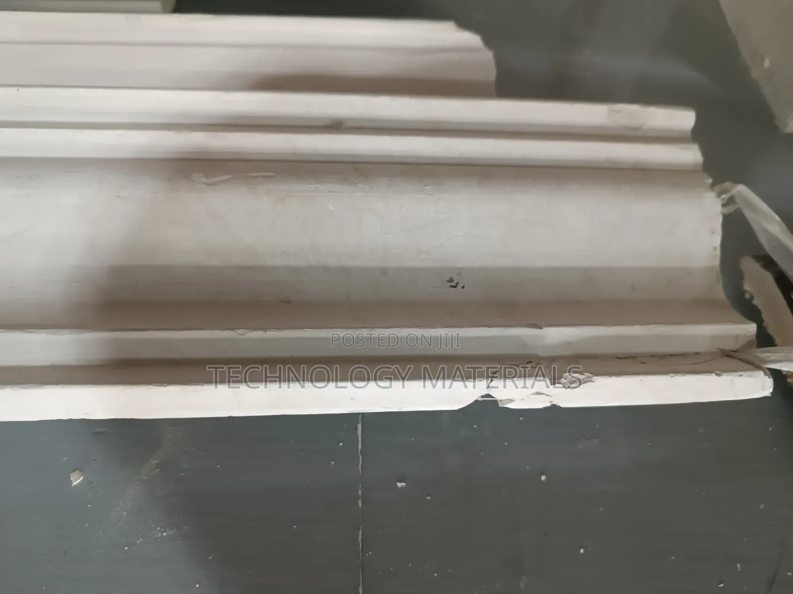 Gypsum Cornice 4 Inch