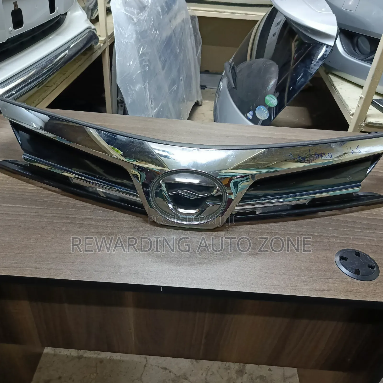 Fielder 165 170 2018 Grille.