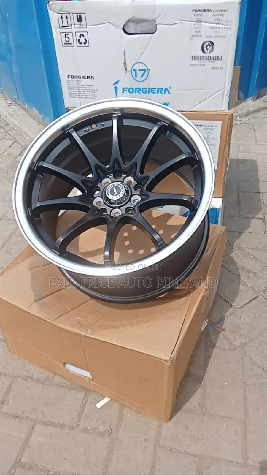 Rims Size 17 and 16 Offset Black Silver Line