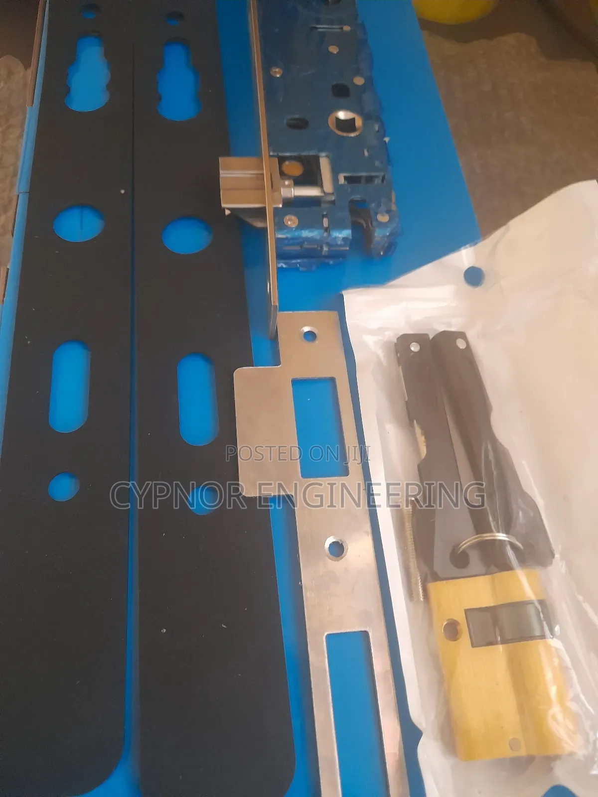 5 Way Smart Lock System