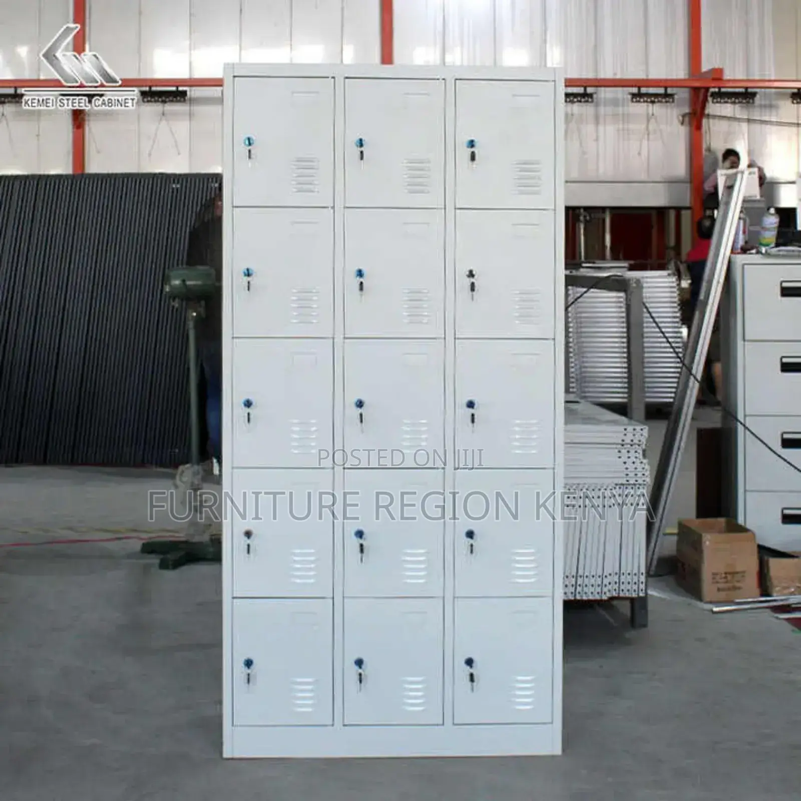 Fifteen Door Lockers Steel Cabinet