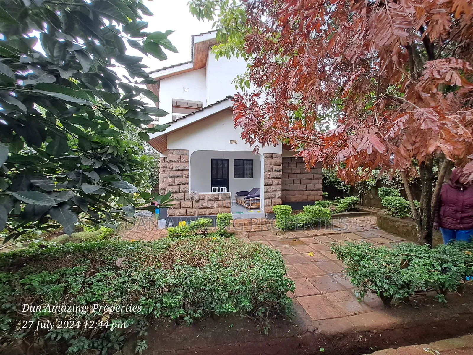 6bdrm Maisonette in Hilltop On 1/4 Acre, Ngong for sale