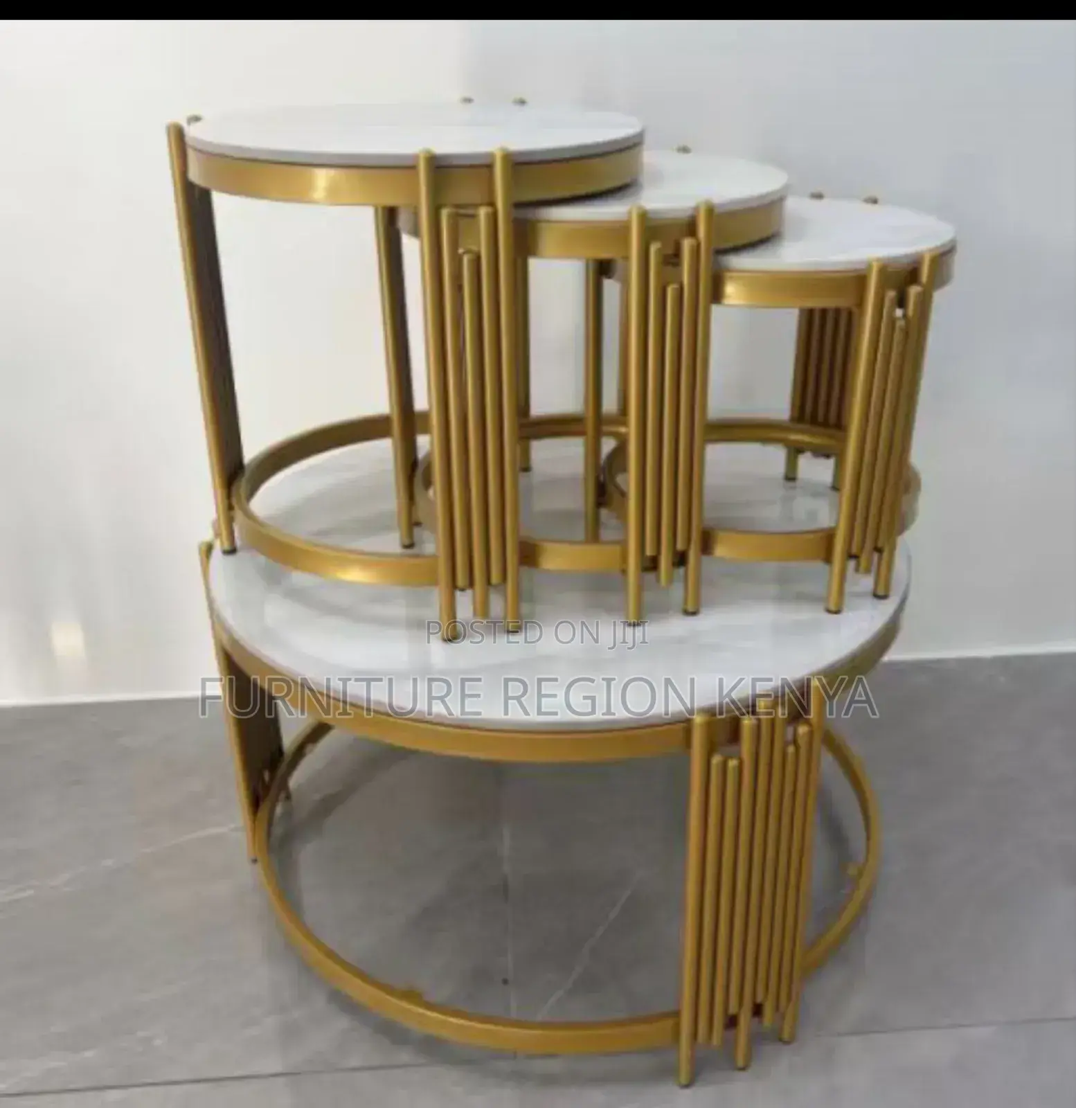 Nesting Tables Set