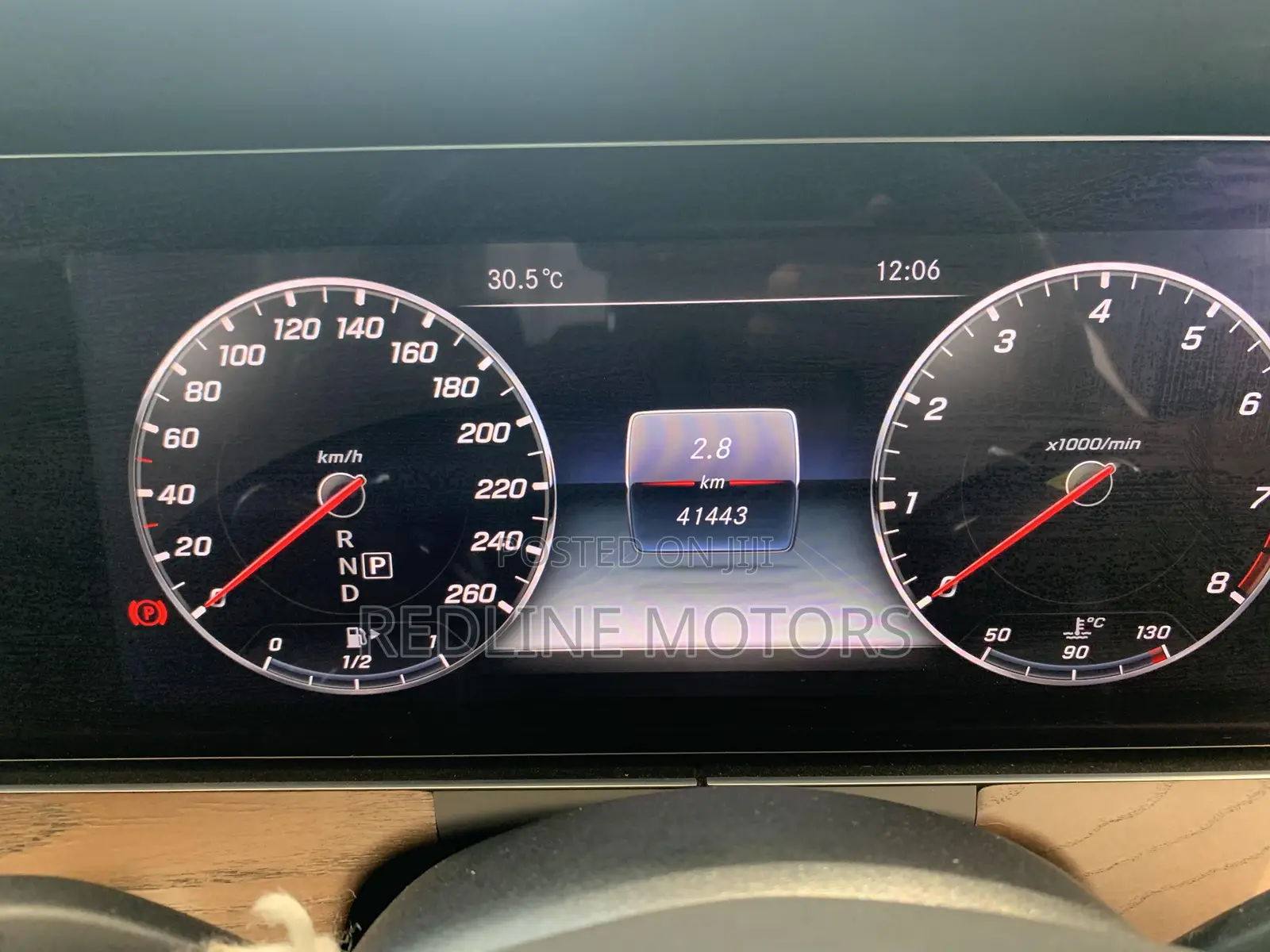Mercedes-Benz E400 2017 Green