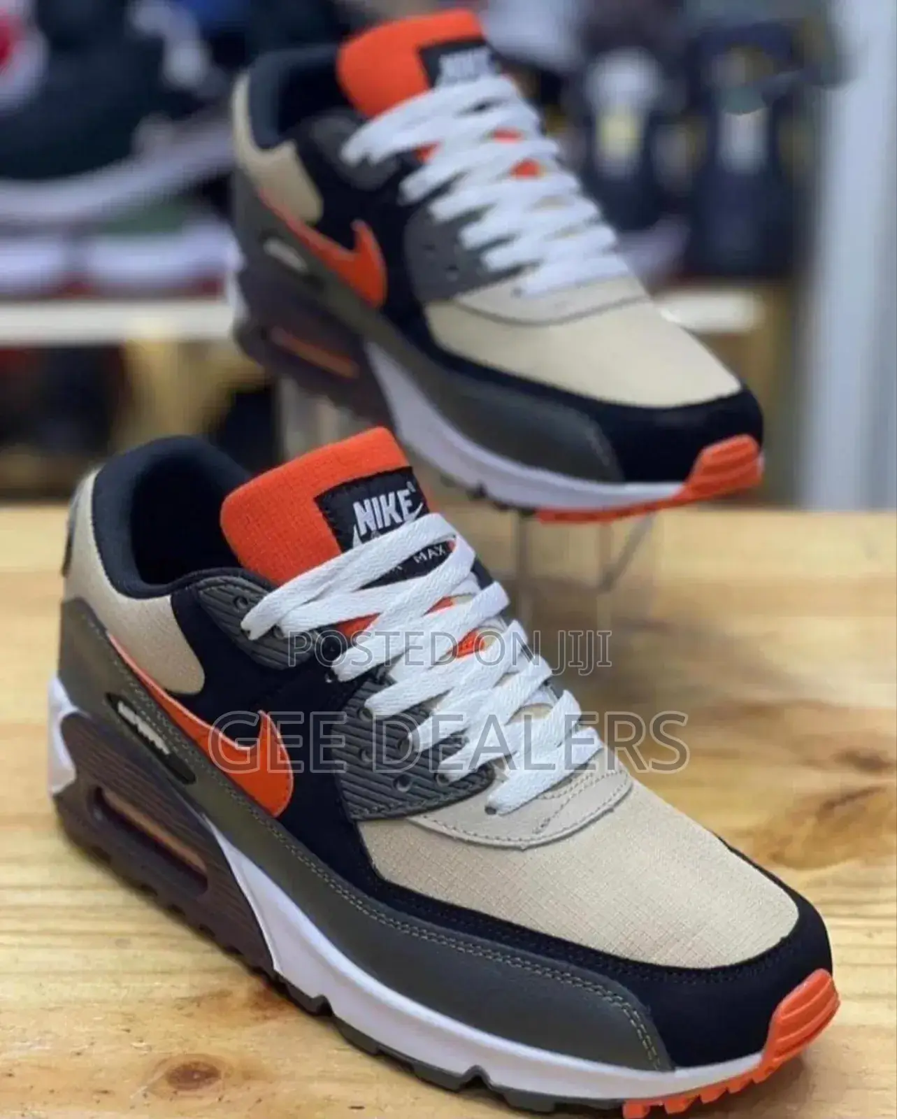 Airmax Sneakers > Original Airmax 90 Sneakers