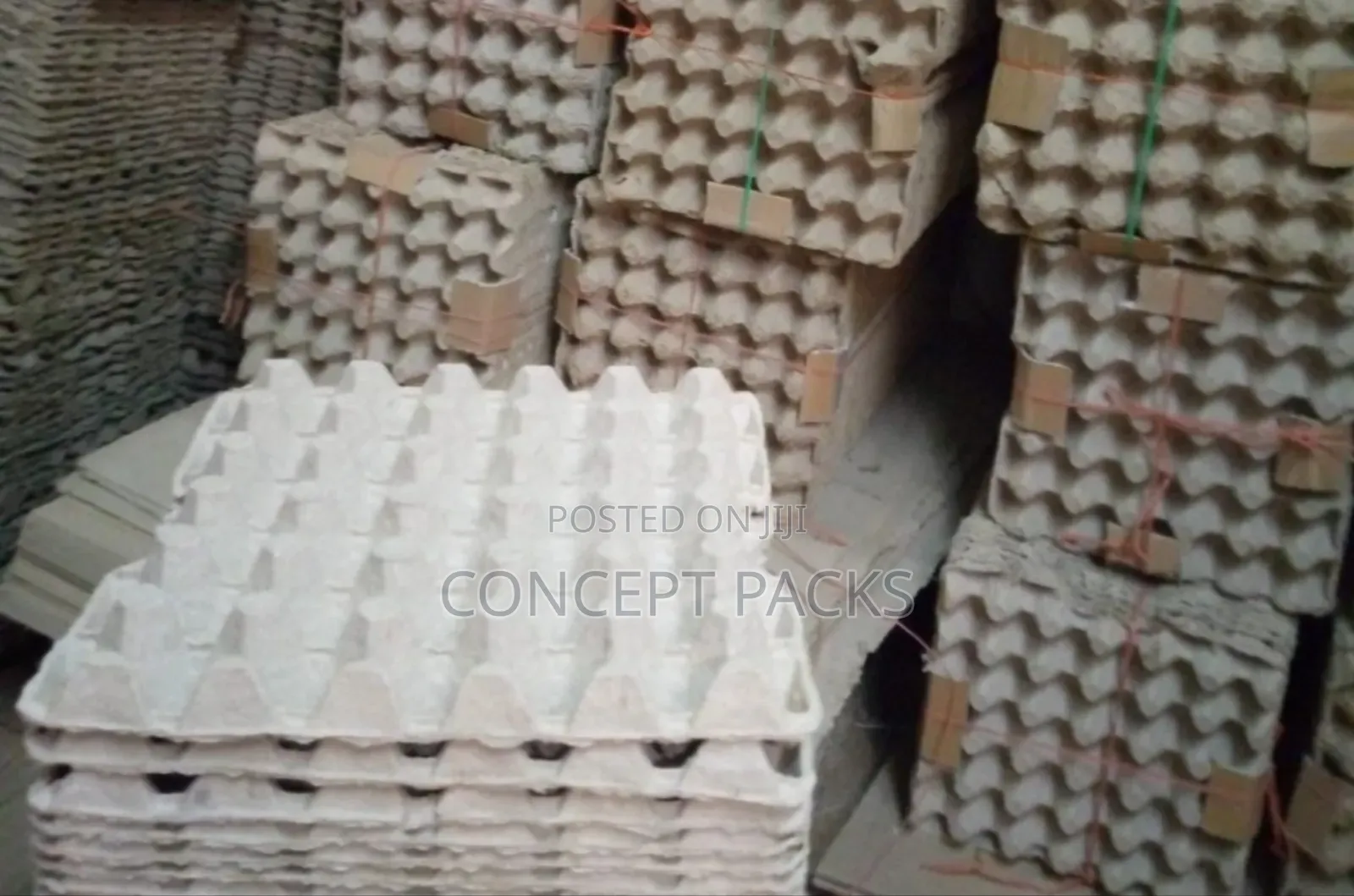 100pcs Brown Paper / Carton Egg Trays