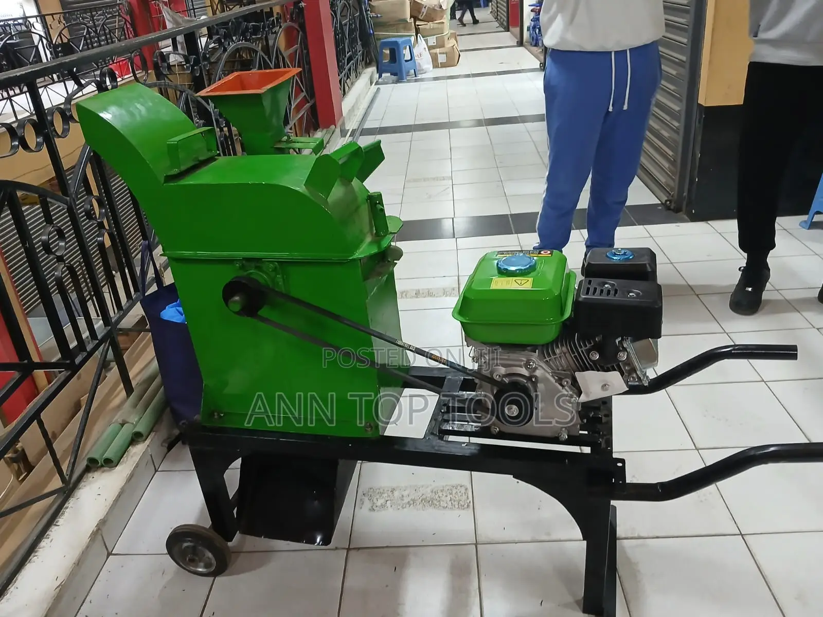 7.5 Hp Petrol Powered Silage Chopper