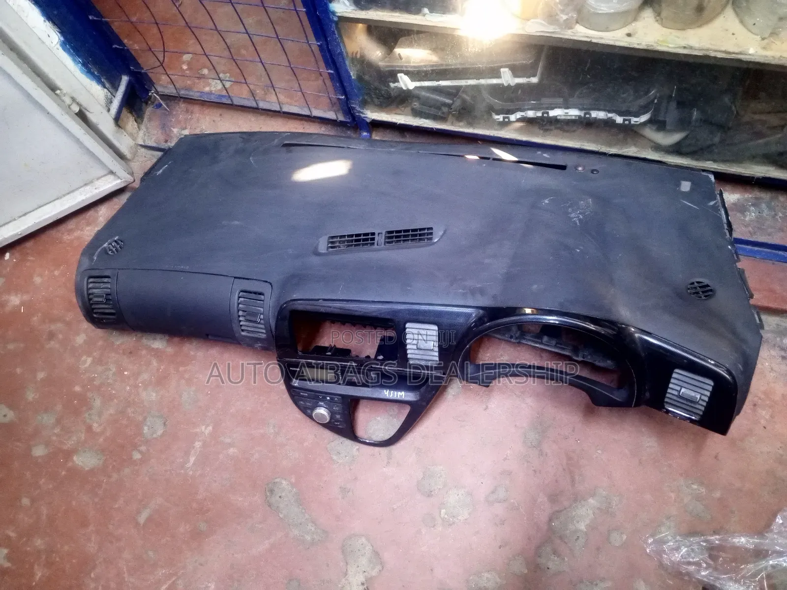 Toyota Wish Dashboard Complete as It Is.Slightly Negotiable