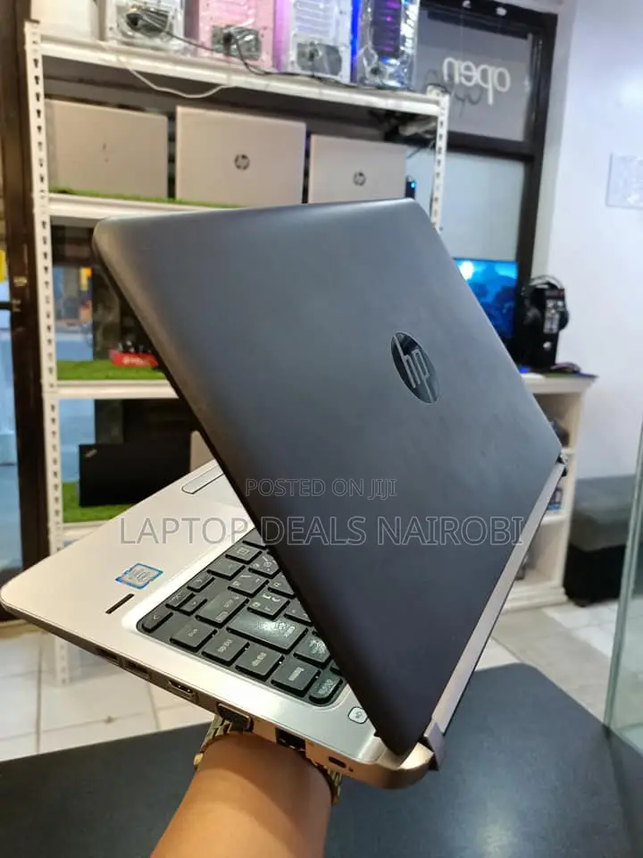 Laptop HP 430 8GB Intel Core I5 HDD+SSD 500GB
