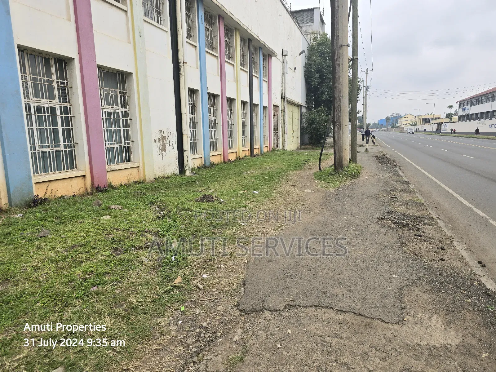 Old Godown for Sale on 0.5acre