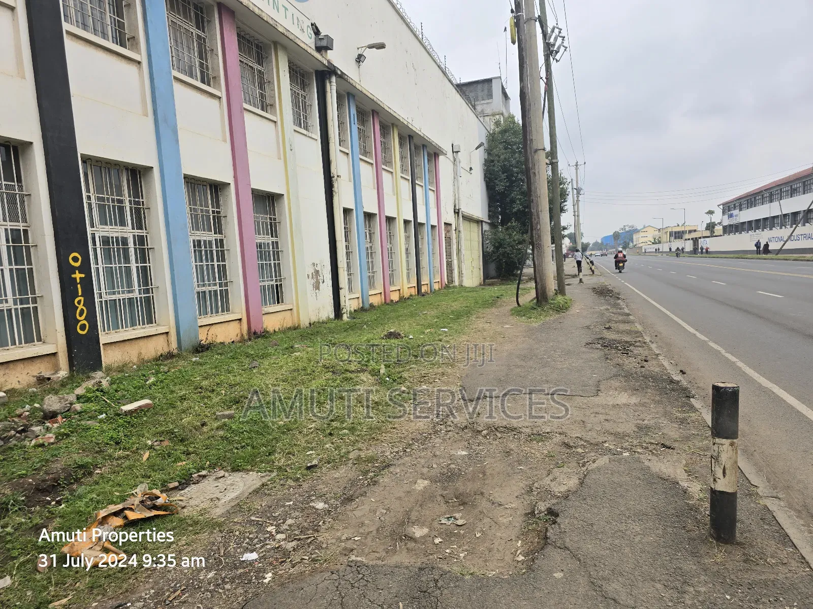 Old Godown for Sale on 0.5acre