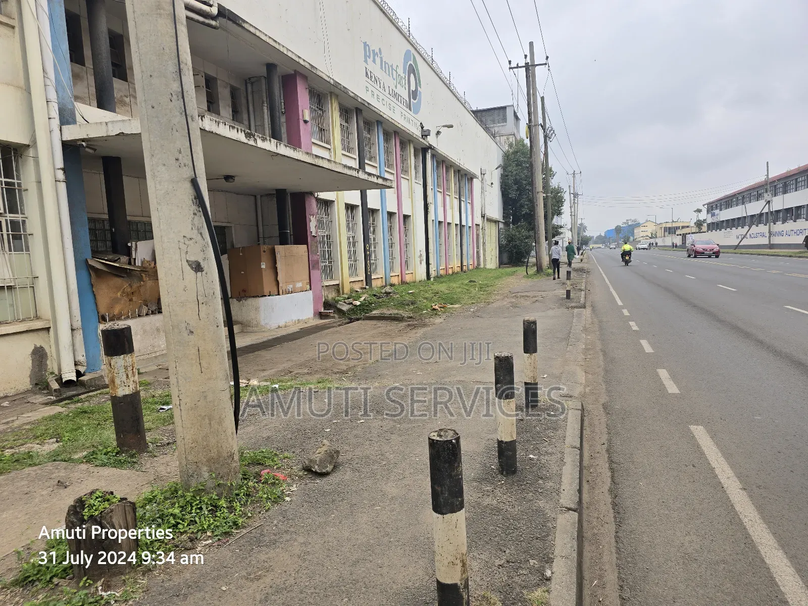 Old Godown for Sale on 0.5acre