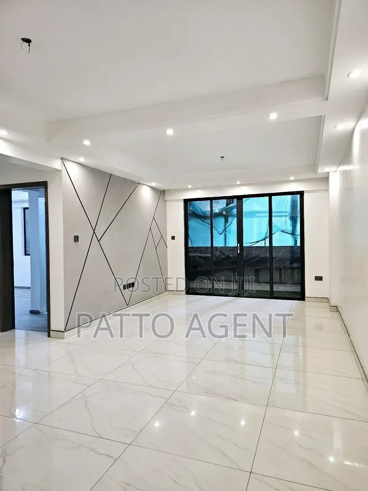 2bdrm Apartment in Yaya Centre,, Hurlingham for sale