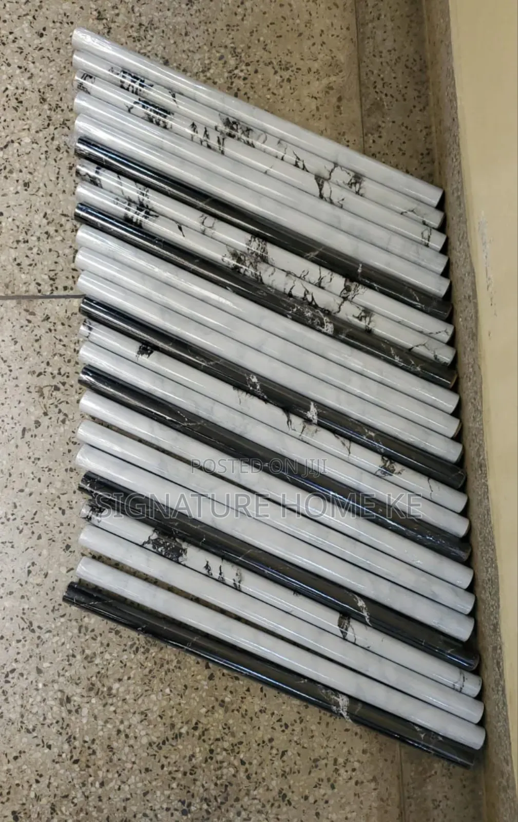 2cm by 60cm Marble Contact Paper