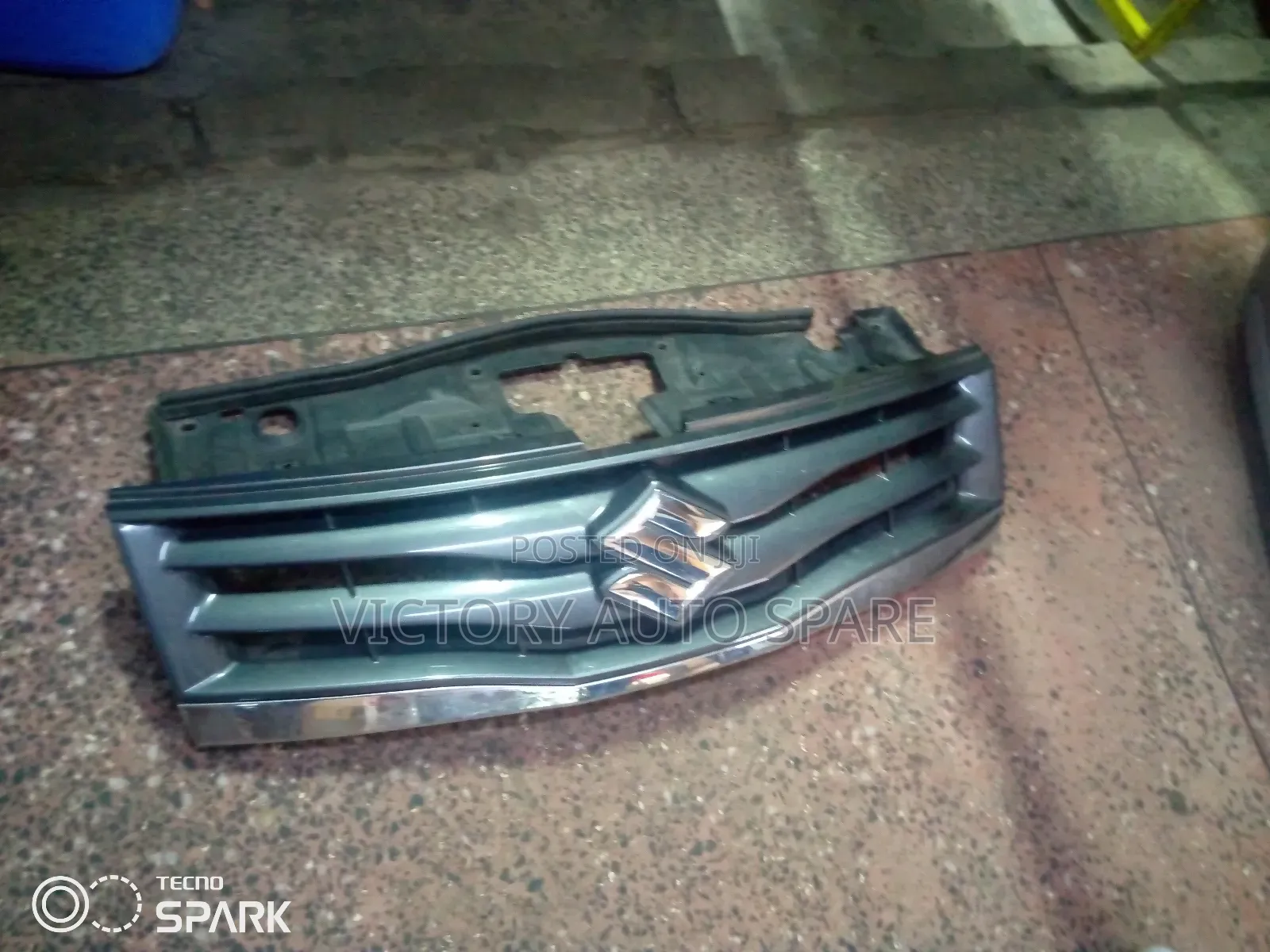 Suzuki Escudo Grill#