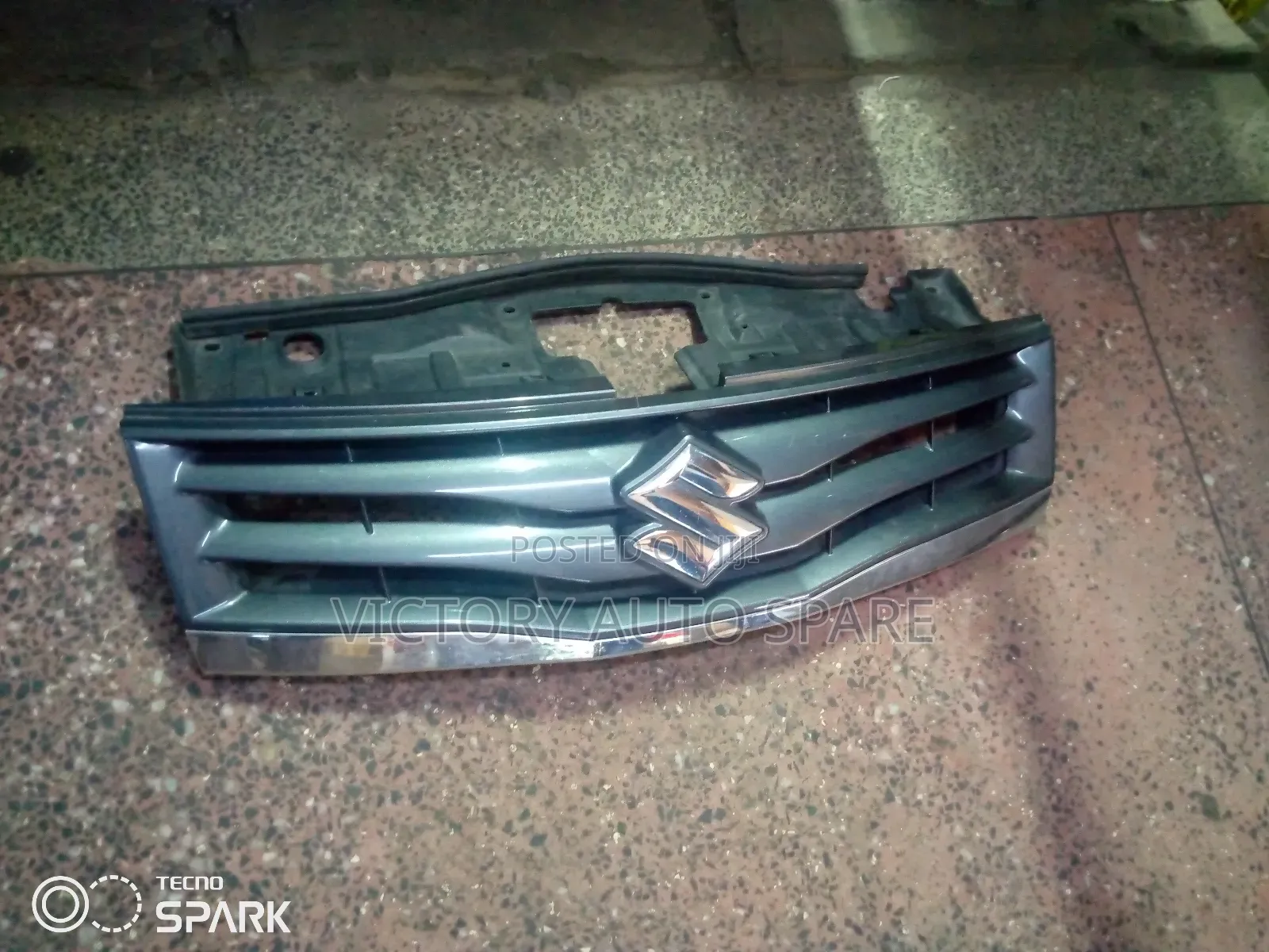 Suzuki Escudo Grill#