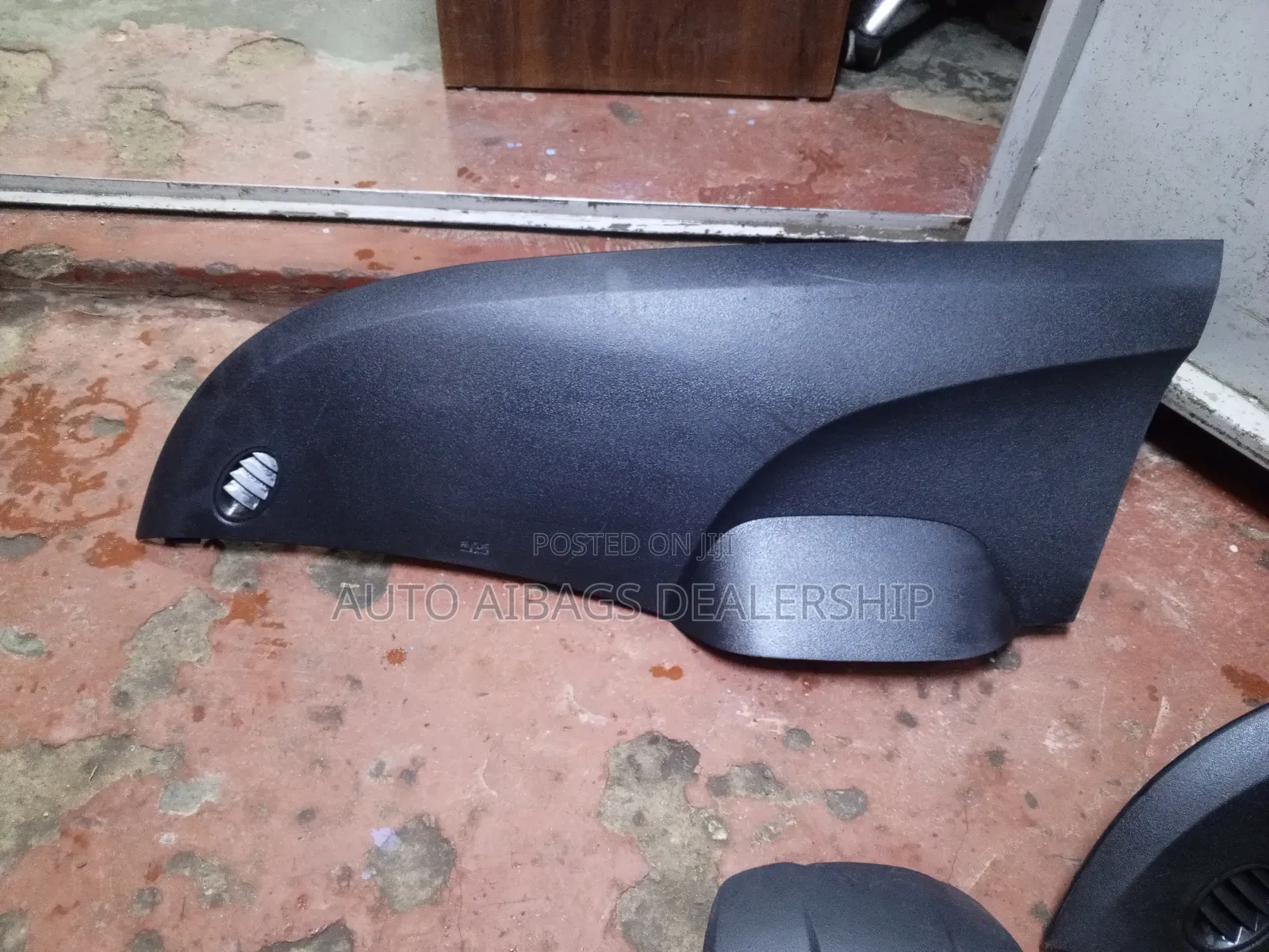 Honda Fit Dashboard Airbags and Stearing Airbags.