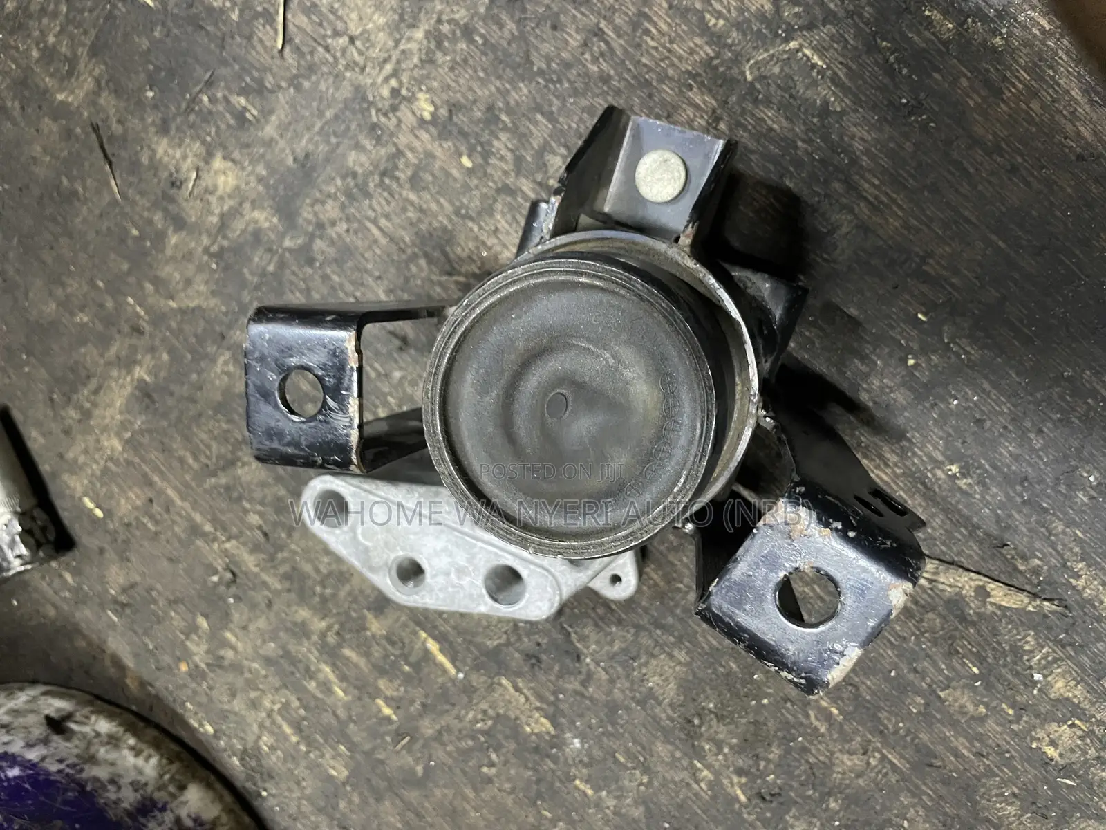 Mounting for Suzuki Swift Engine