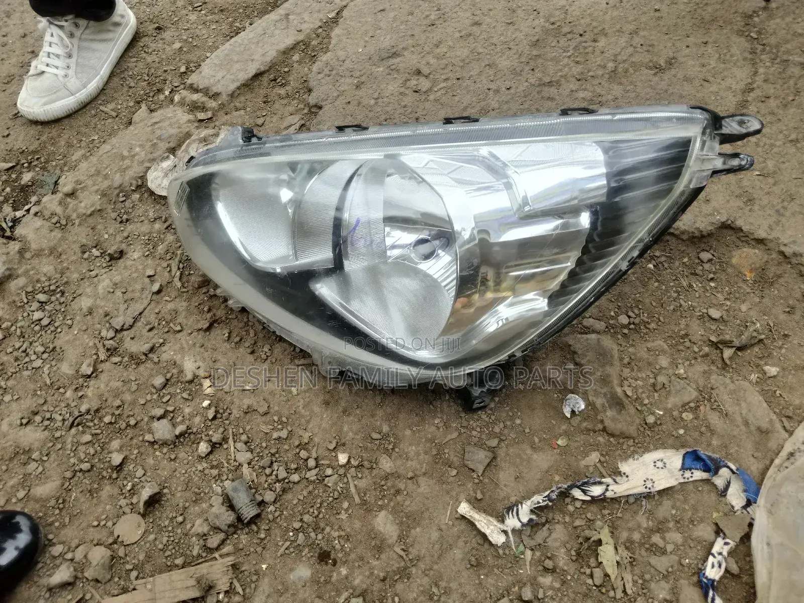 Mitsubishi Mirage Headlight/ Headlamp ##