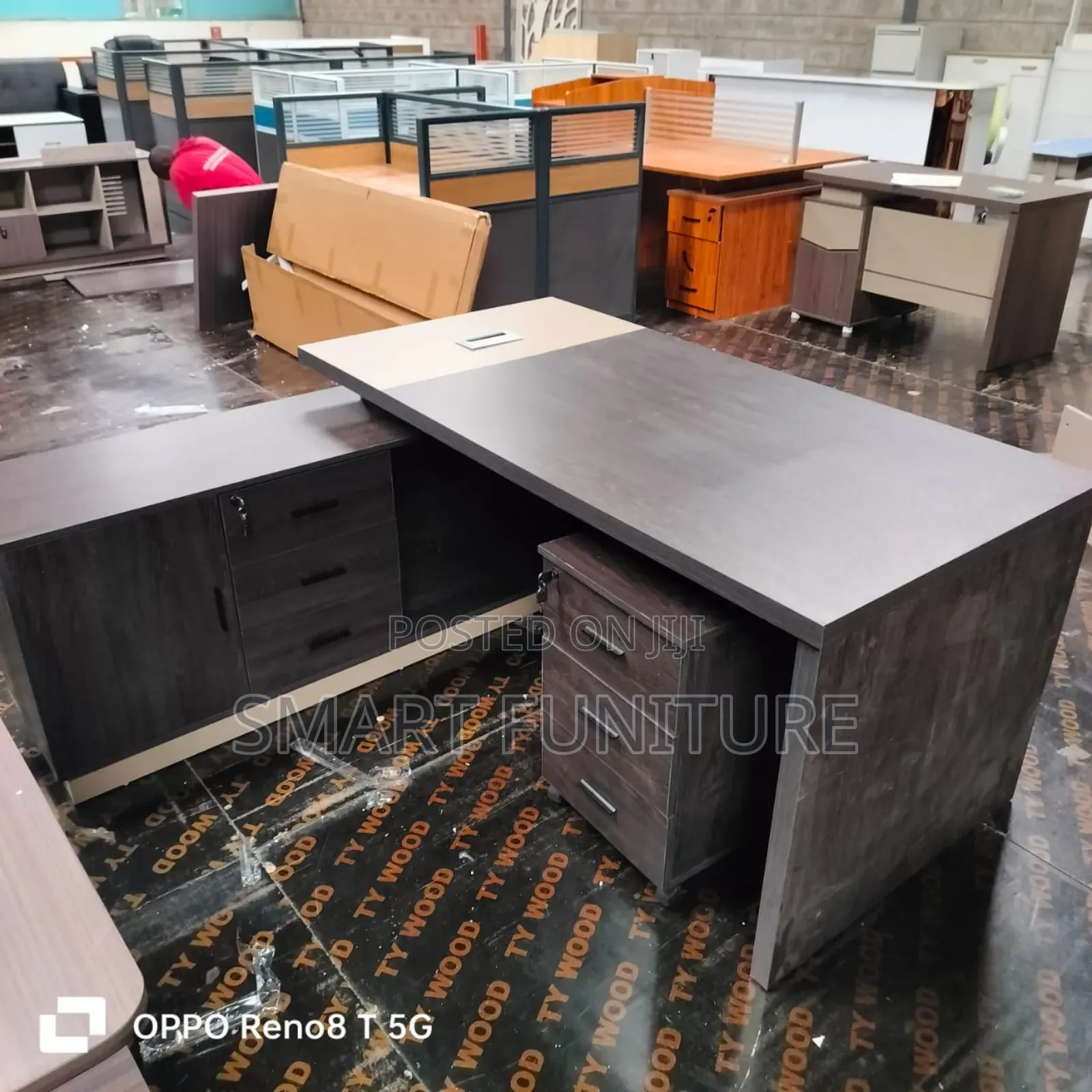 Big Desk Office Desk With Extetion