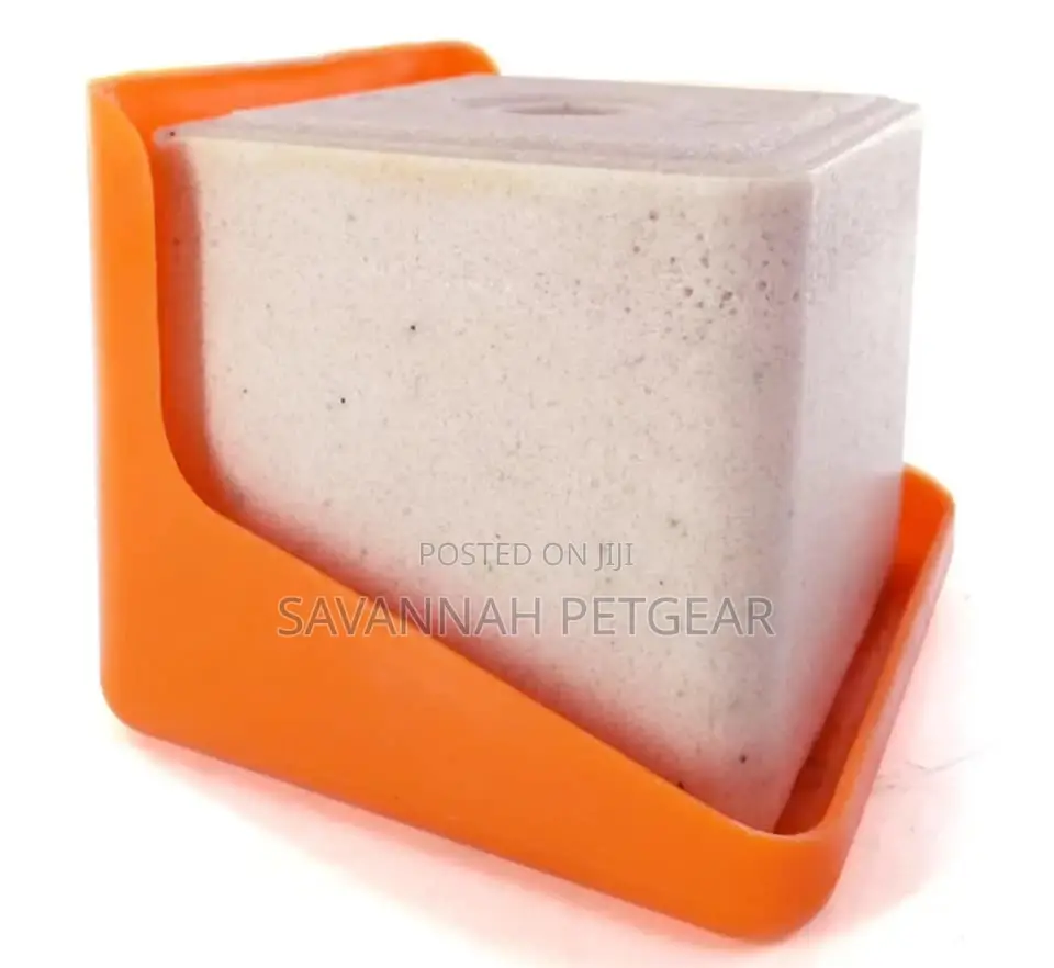 Livestock Feeder Bowl Livestock Salt Block Holder - 3 Pieces