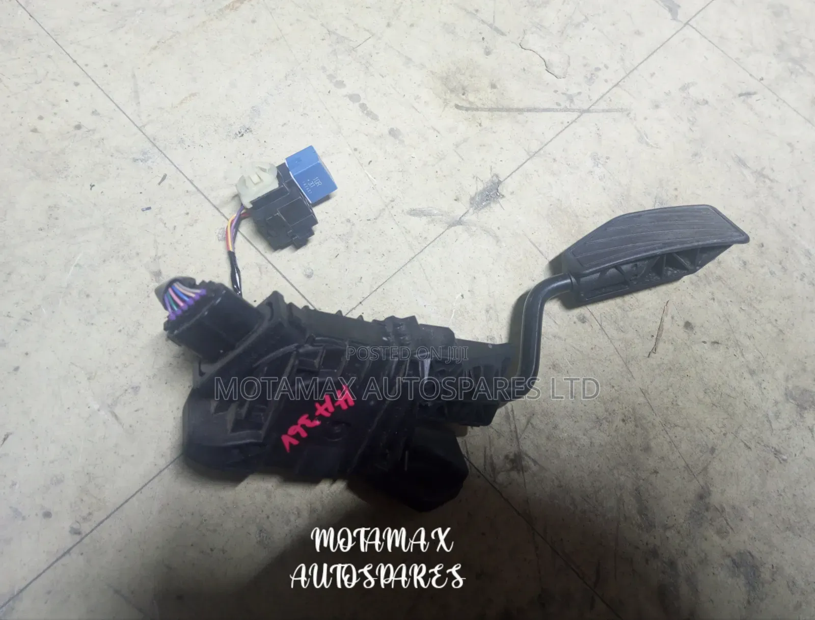 Suzuki Alto New Shape Accelerator Pedal