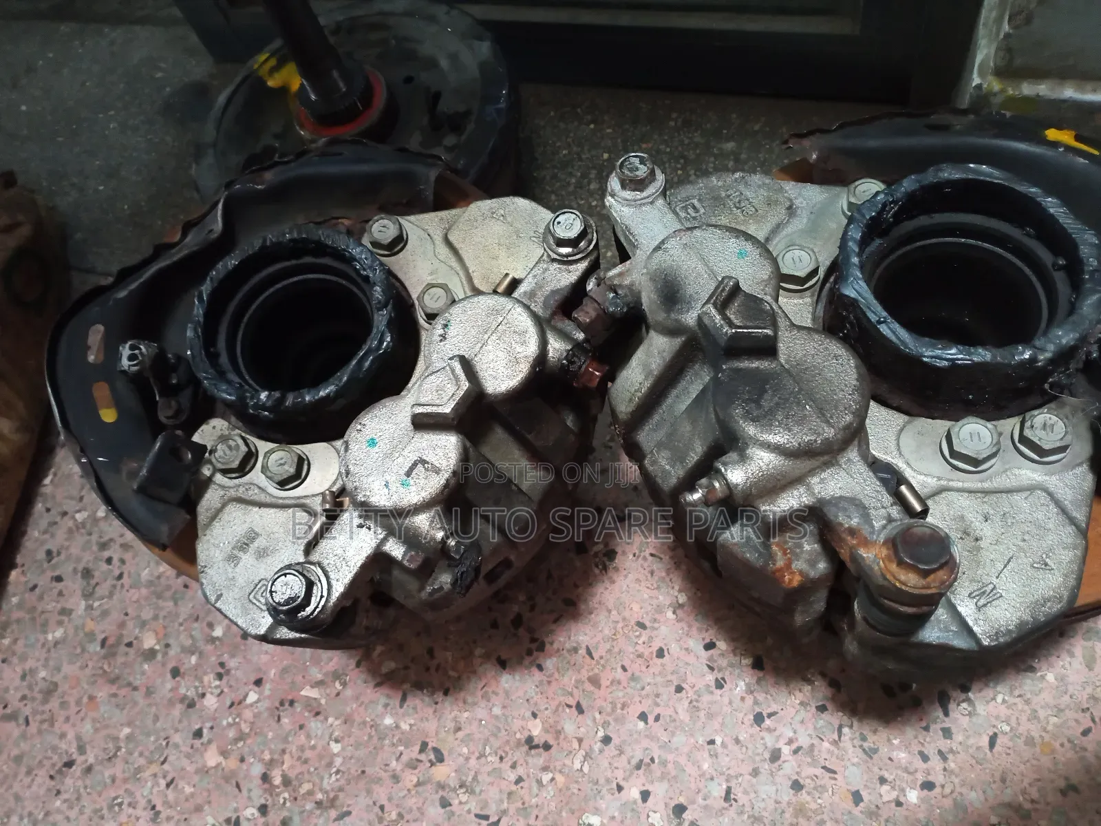 Toyota Dyna Rear Hub