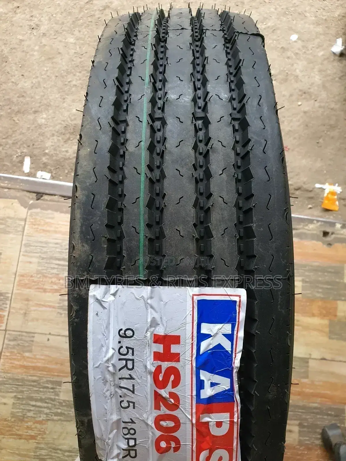 9.5 R17.5 Kapsen Tyres.