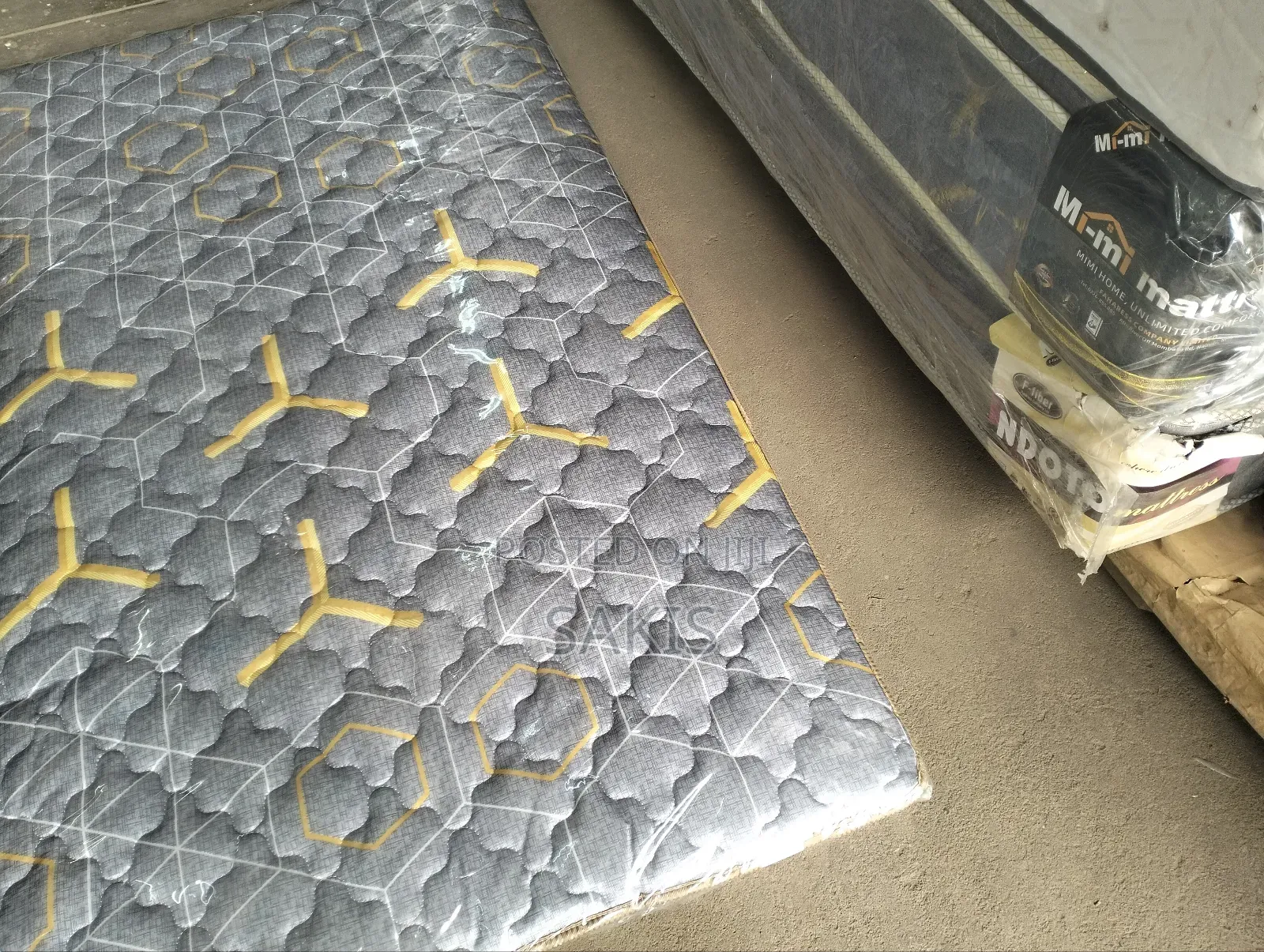 Fanya Bed Ikue Soft! 4*6 Mattress Toppers/Camping Mattresses