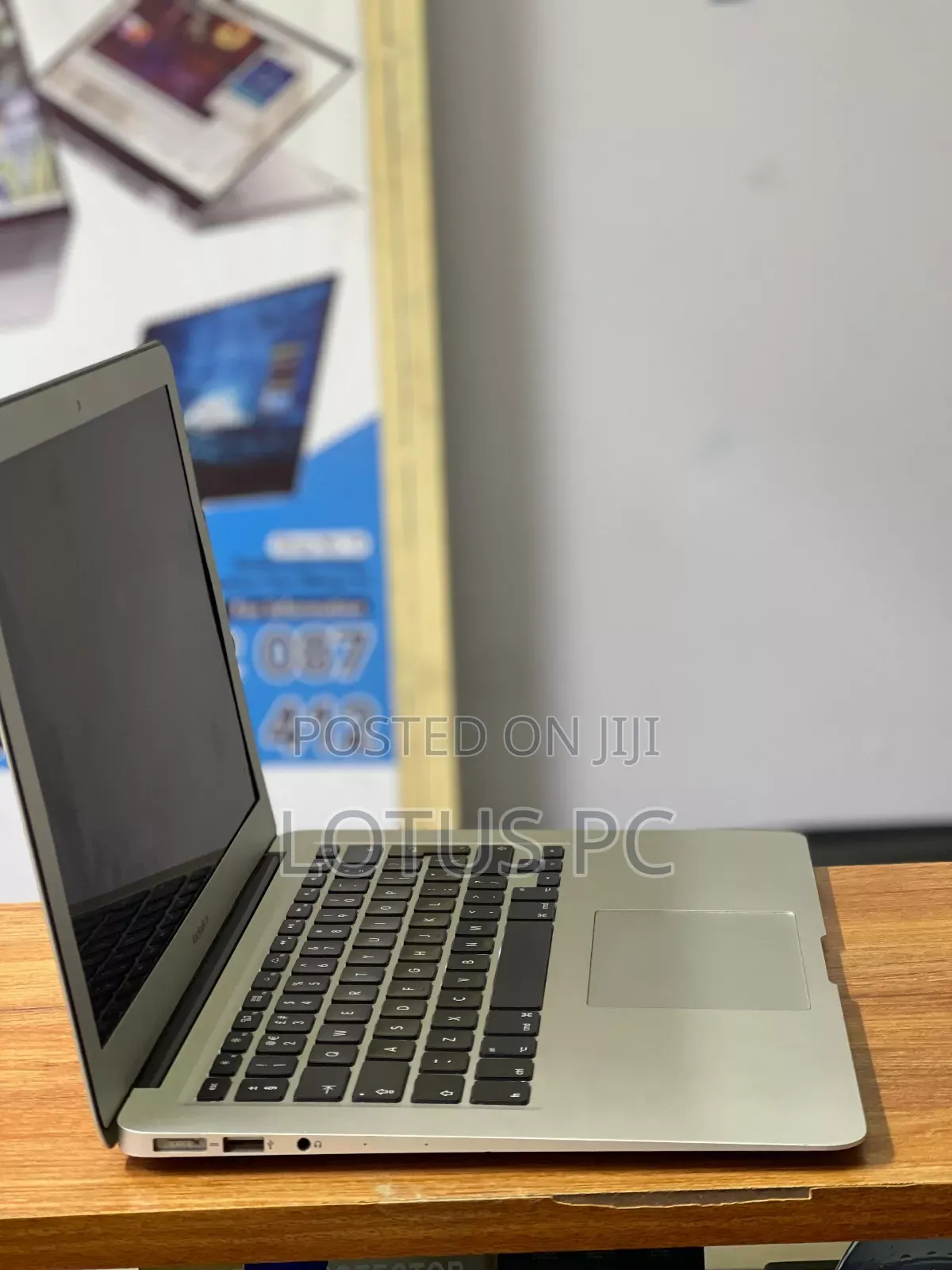 Laptop Apple MacBook Air 2015 4GB Intel Core I5 SSD 128GB