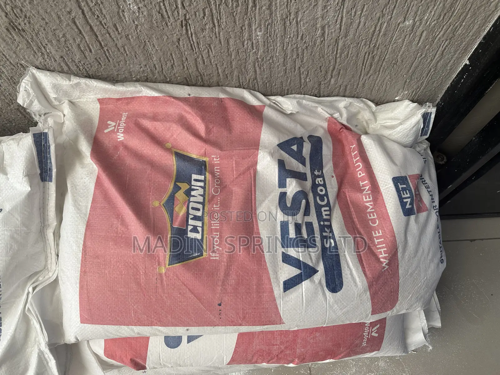 Crown Vesta Filler/Skinming Coat(25kgs, White )
