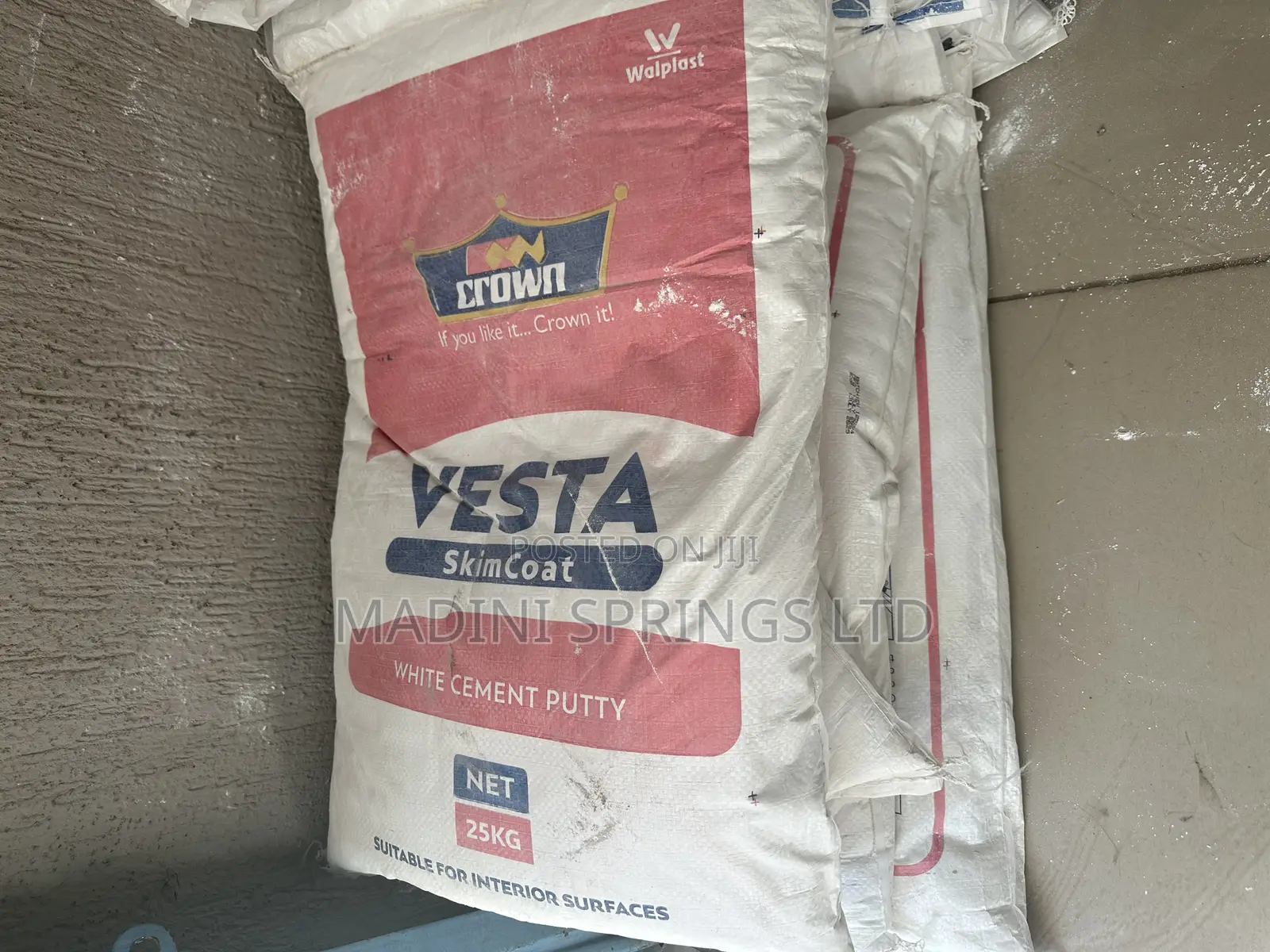 Crown Vesta Filler/Skinming Coat(25kgs, White )