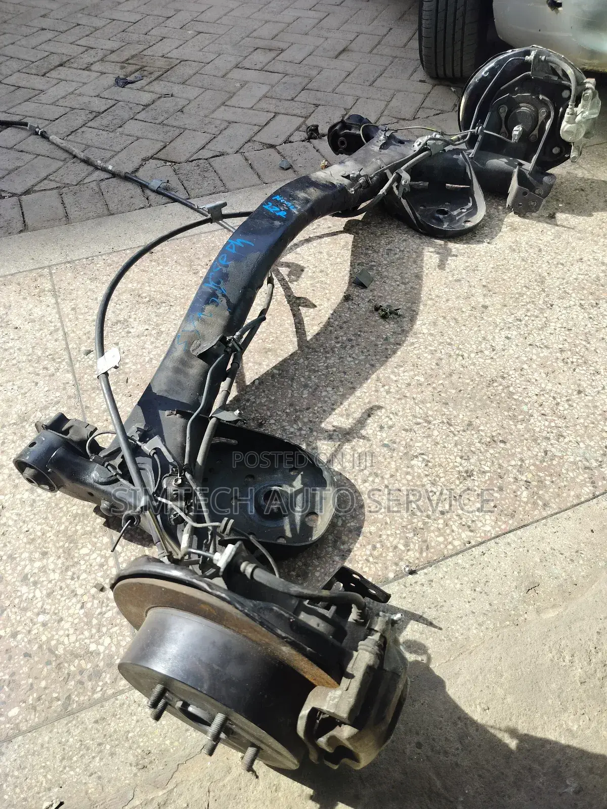 Toyota Noah Hybrid Rear Axle Muligoti