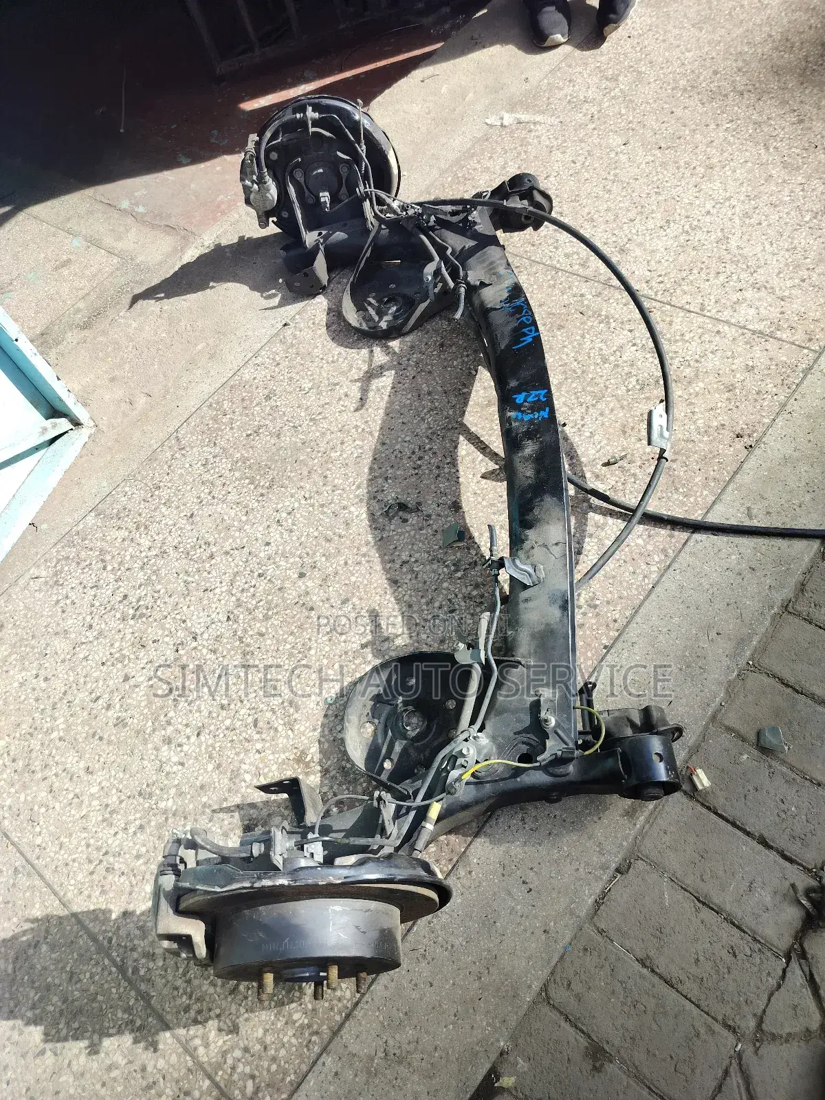 Toyota Noah Hybrid Rear Axle Muligoti