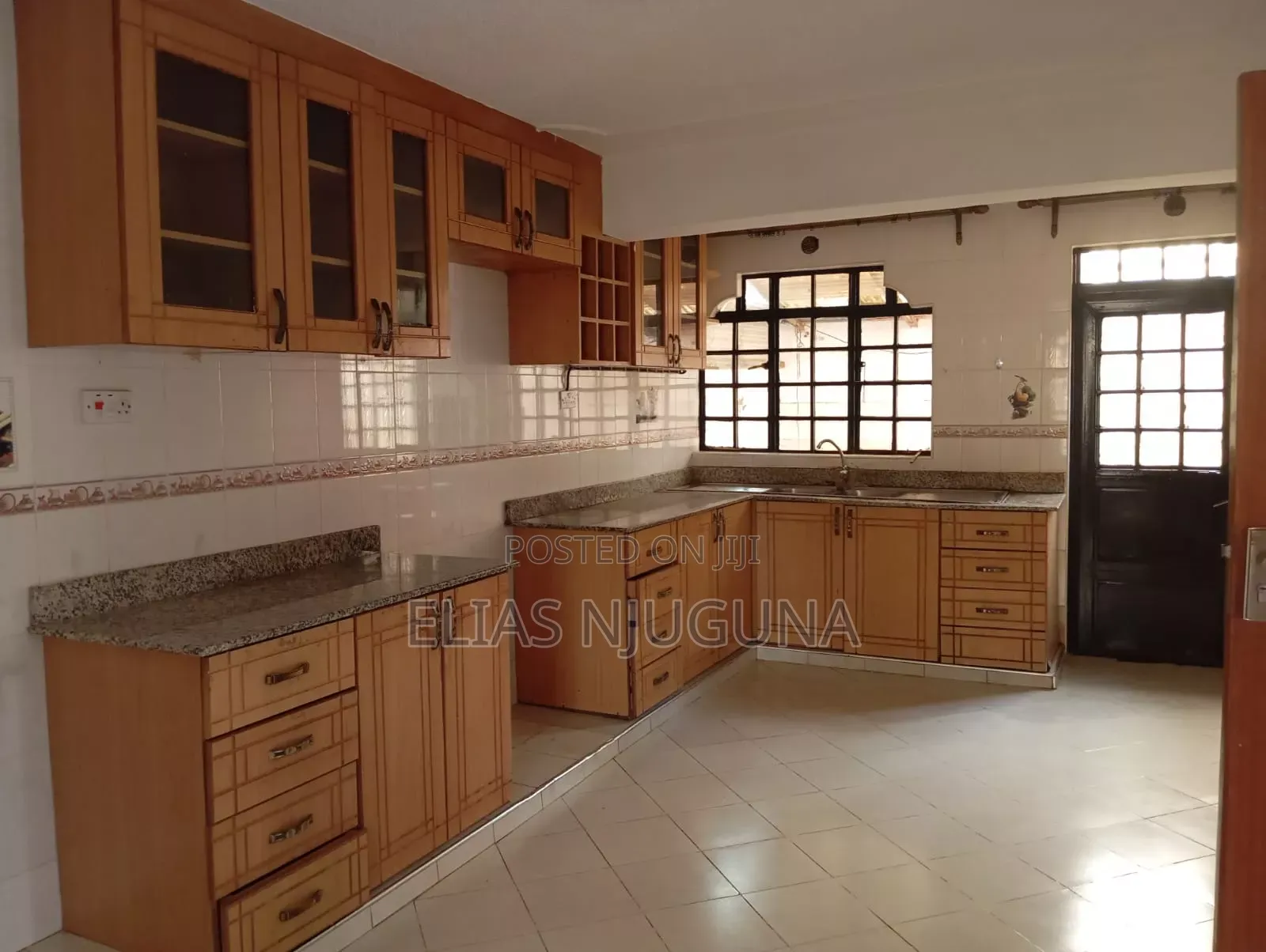 4bdrm Maisonette in Membley Estate for rent