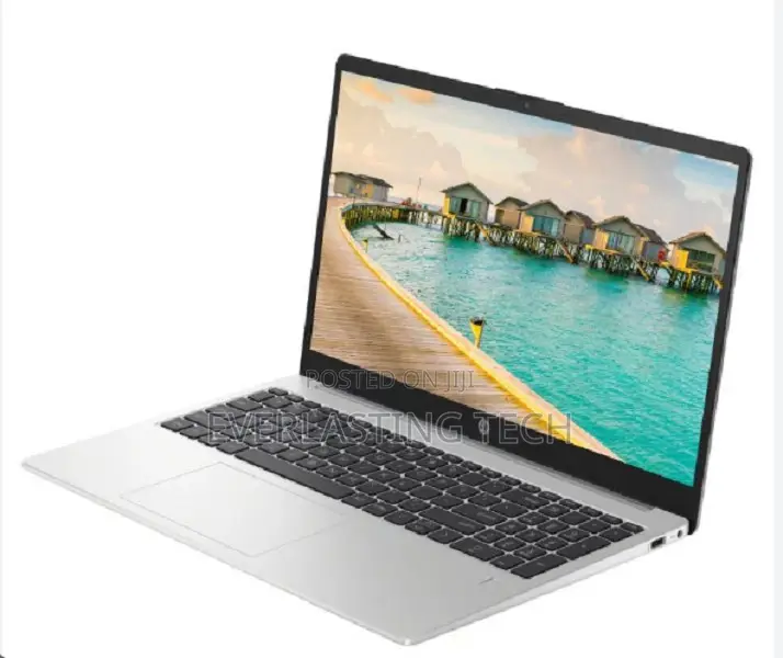 New Laptop HP 250 G10 8GB Intel Core I5 SSD 512GB