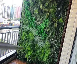 Wall Panels/Wall Hedges