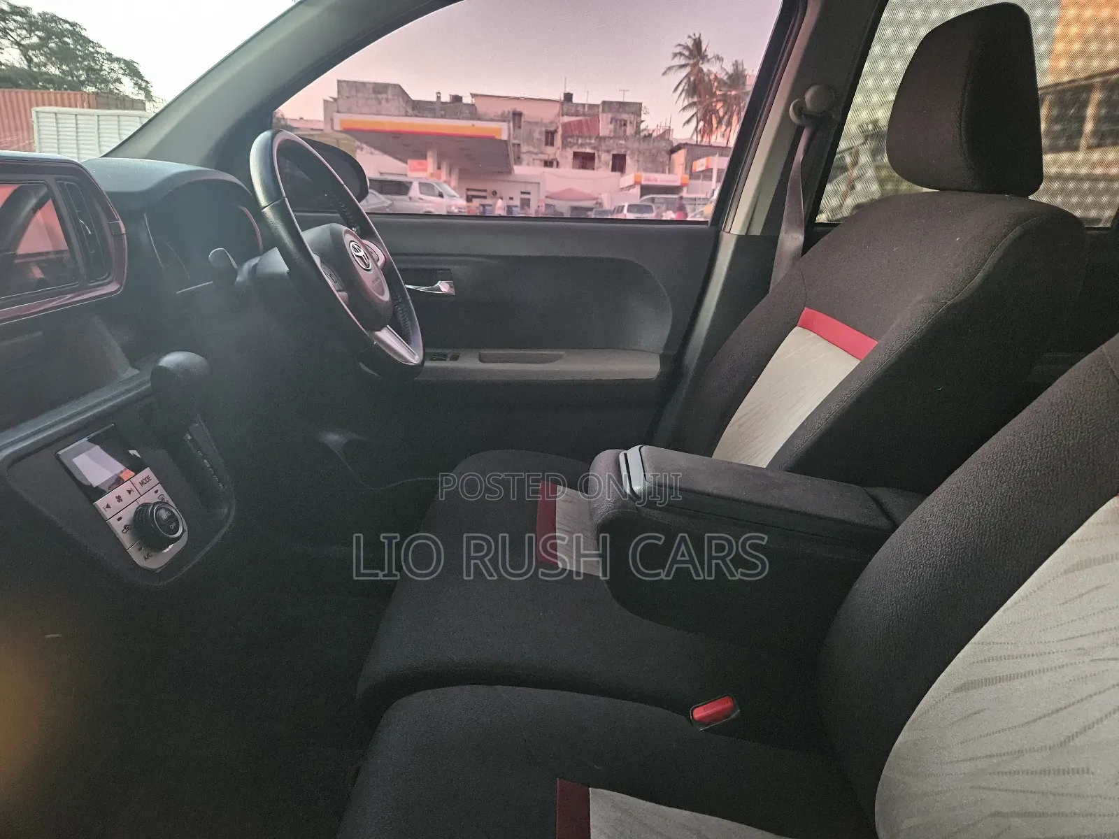 Toyota Passo 2015 Green