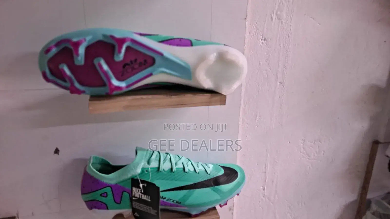 Nike Air Zoom Vapor 15 Elite>Nike Soccer Boots