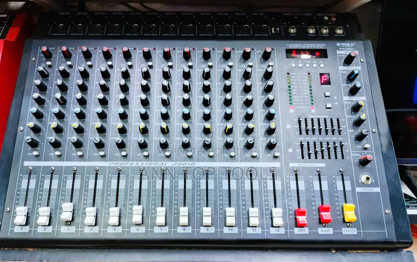 Max 12channel Mixer