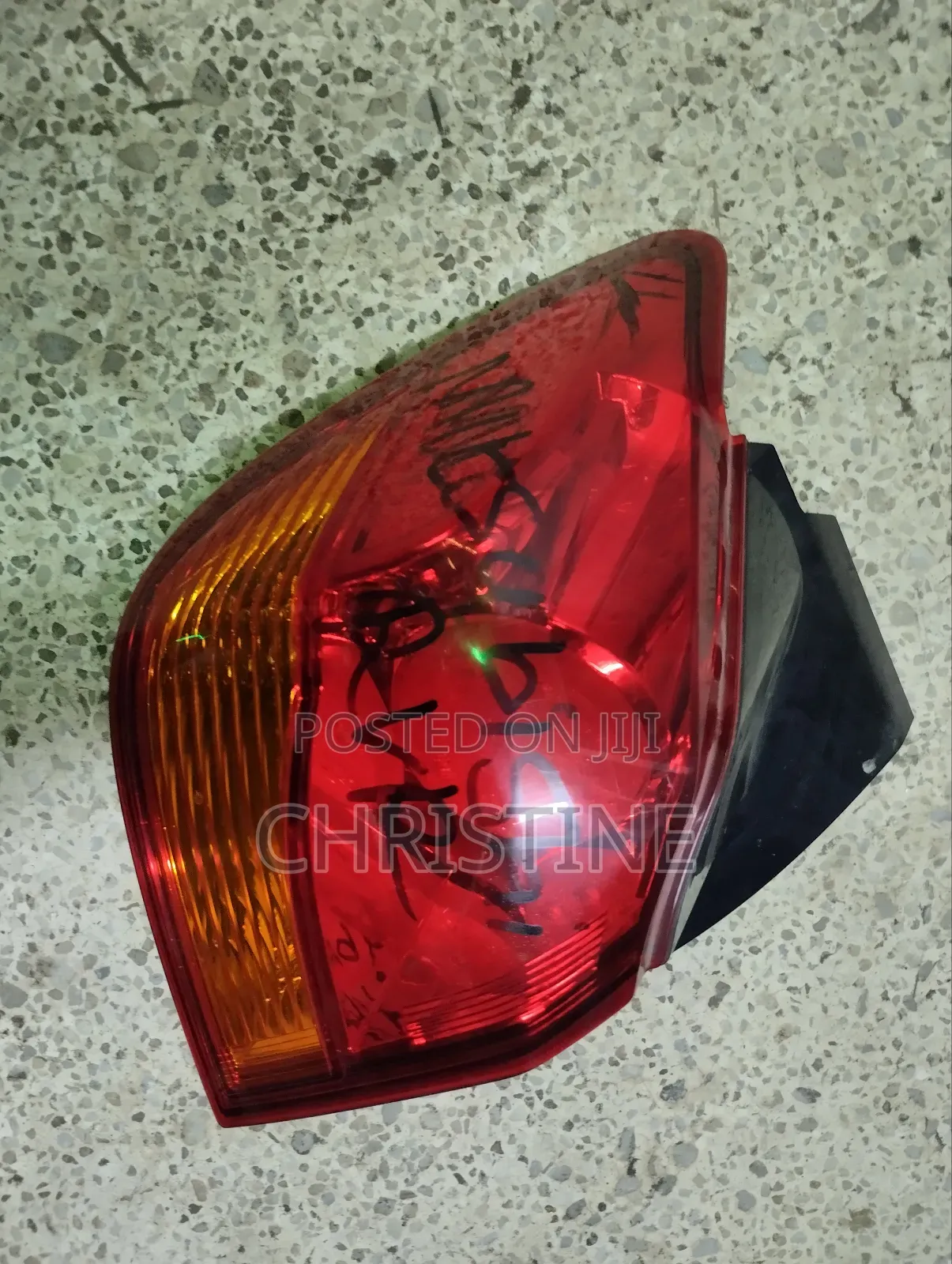 Mitsubishi RVR Left Tailight