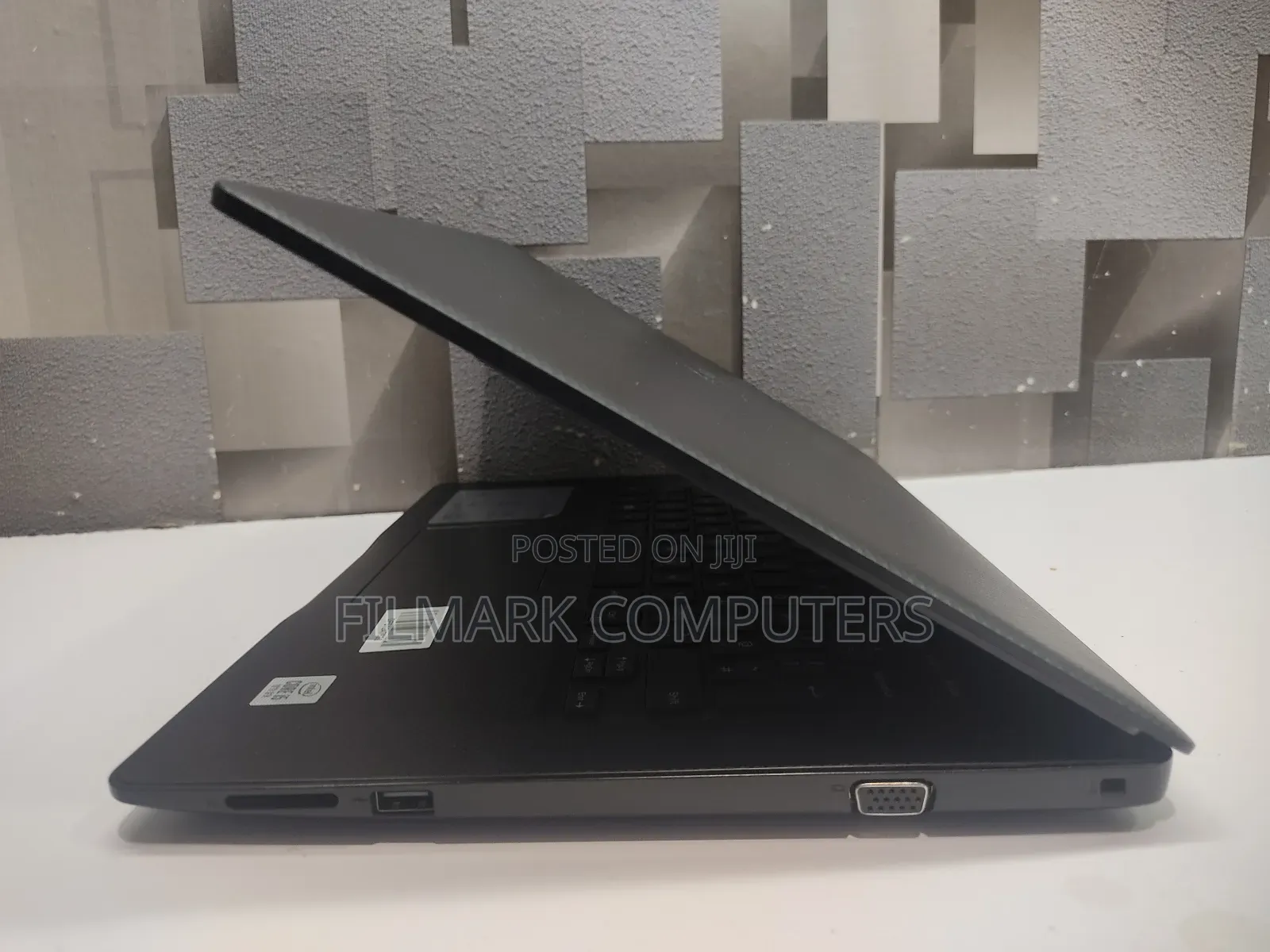 Laptop Dell Latitude 14 3490 8GB Intel Core I5 SSD 256GB