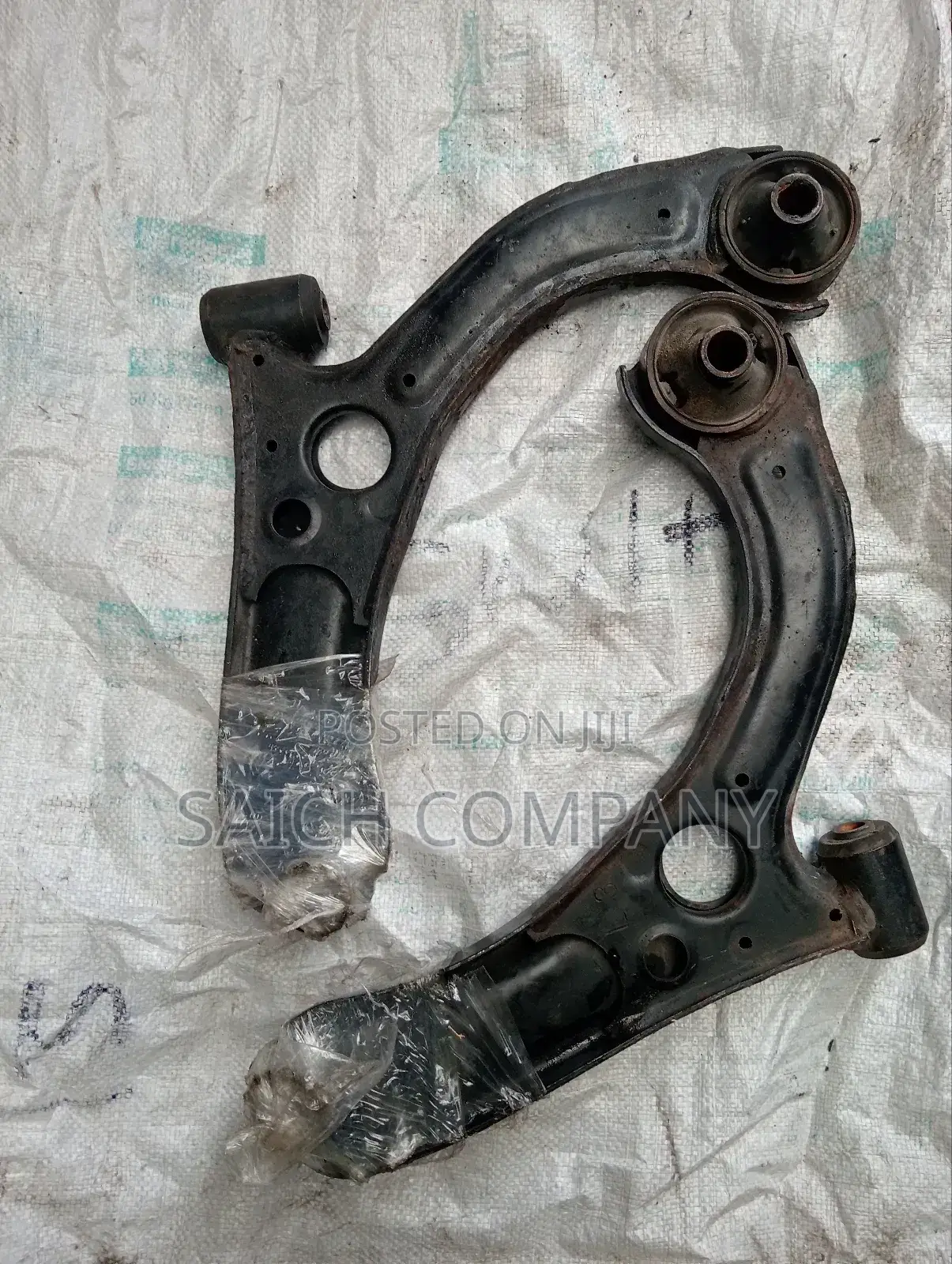 Daihatsu Mira 2014 Suspension Arms