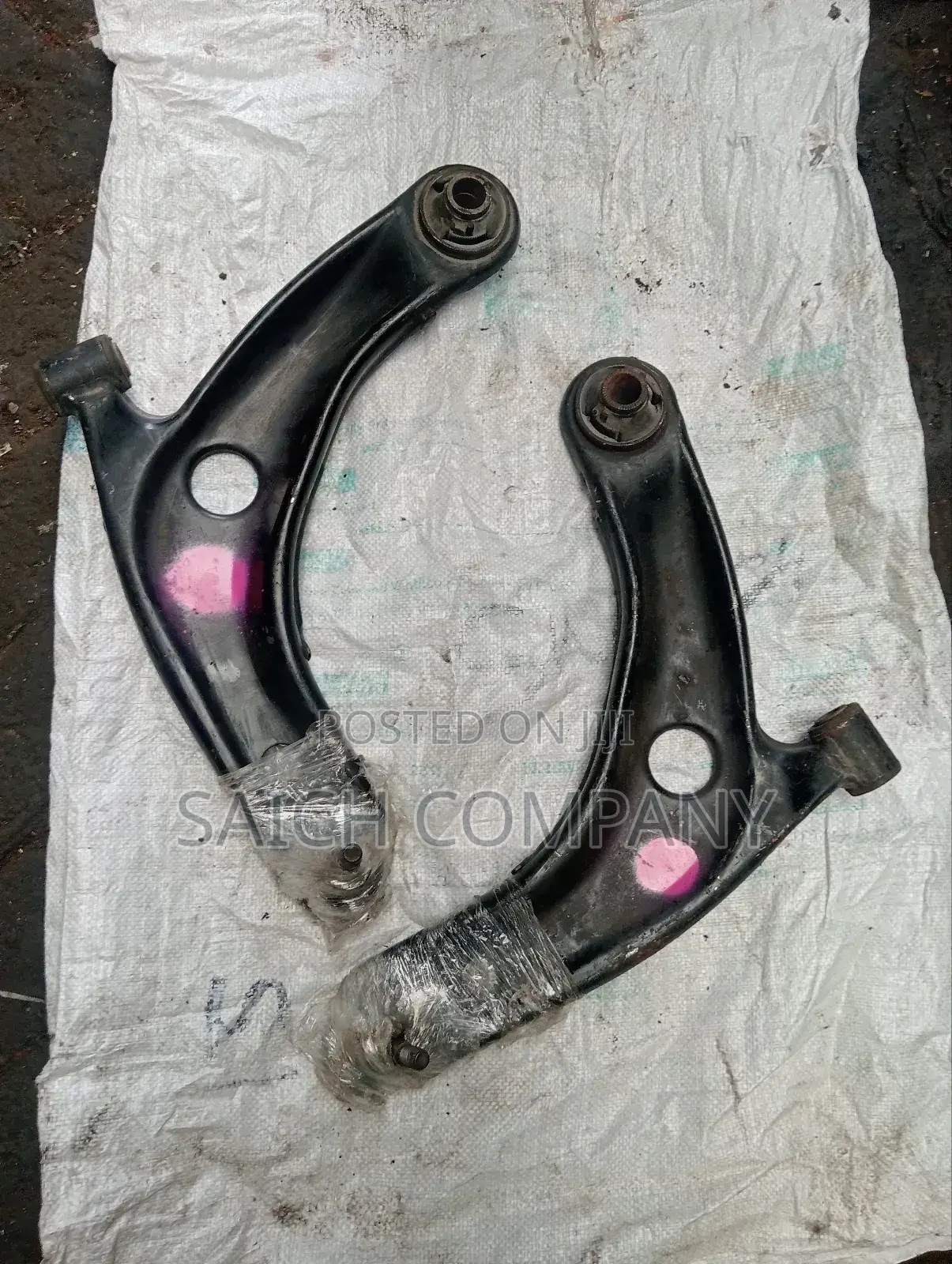Toyota Ractis Front Suspension Arms