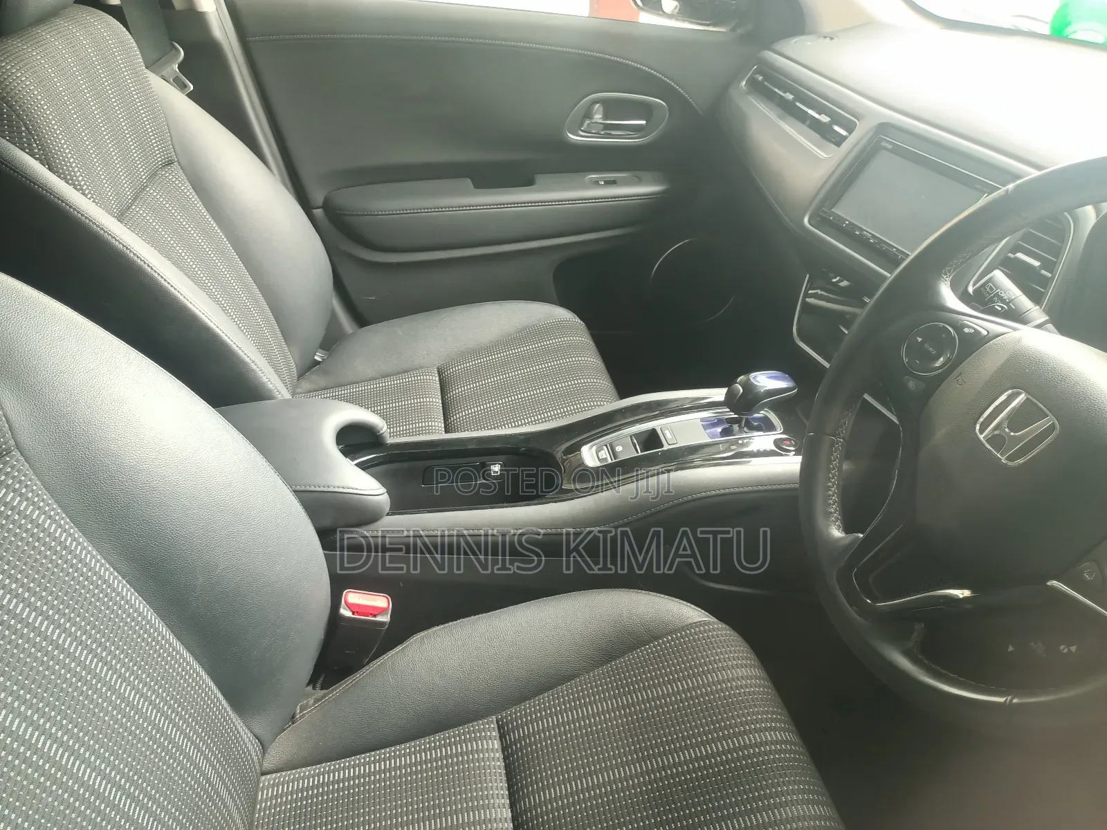 Honda Vezel 2018 White