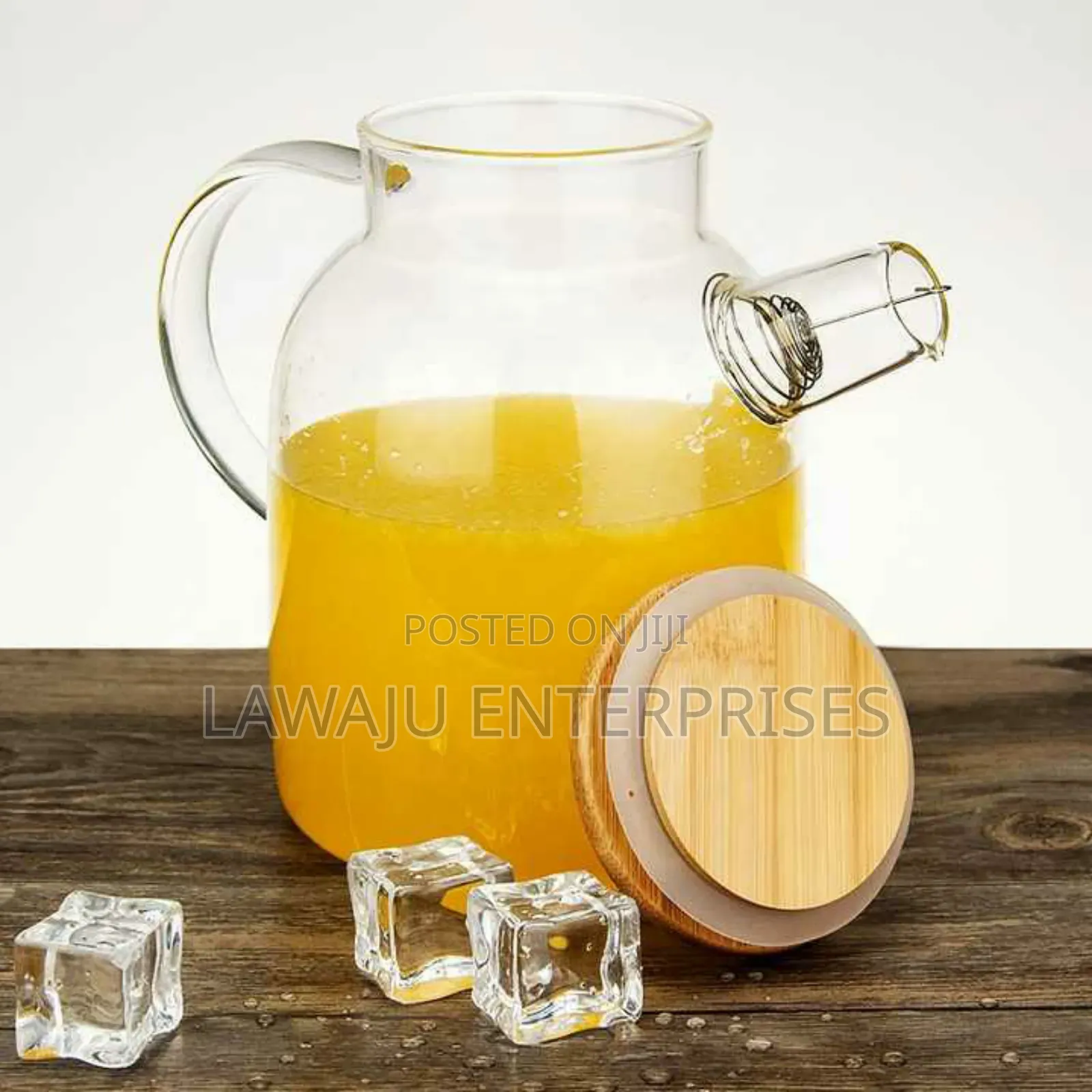 1.8L Borosilicate Tea Pot With Bamboo Lid