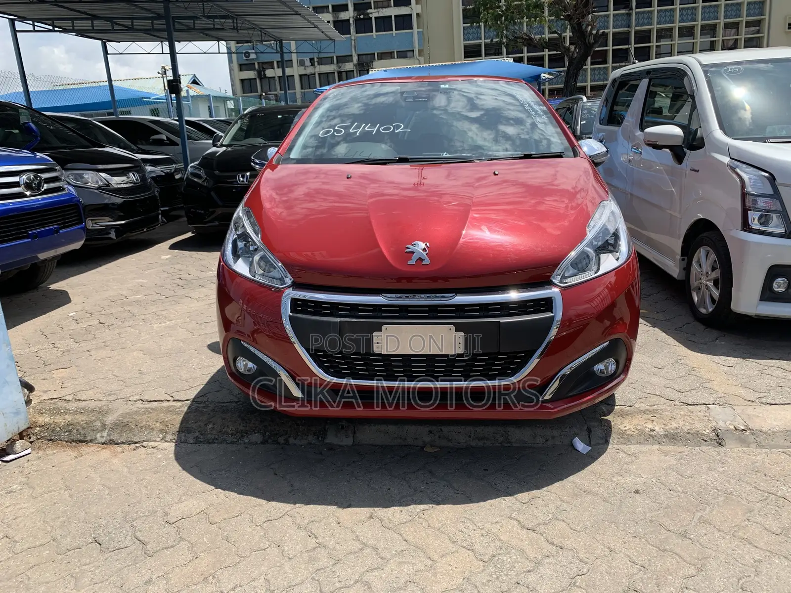 Peugeot 208 2017 Red
