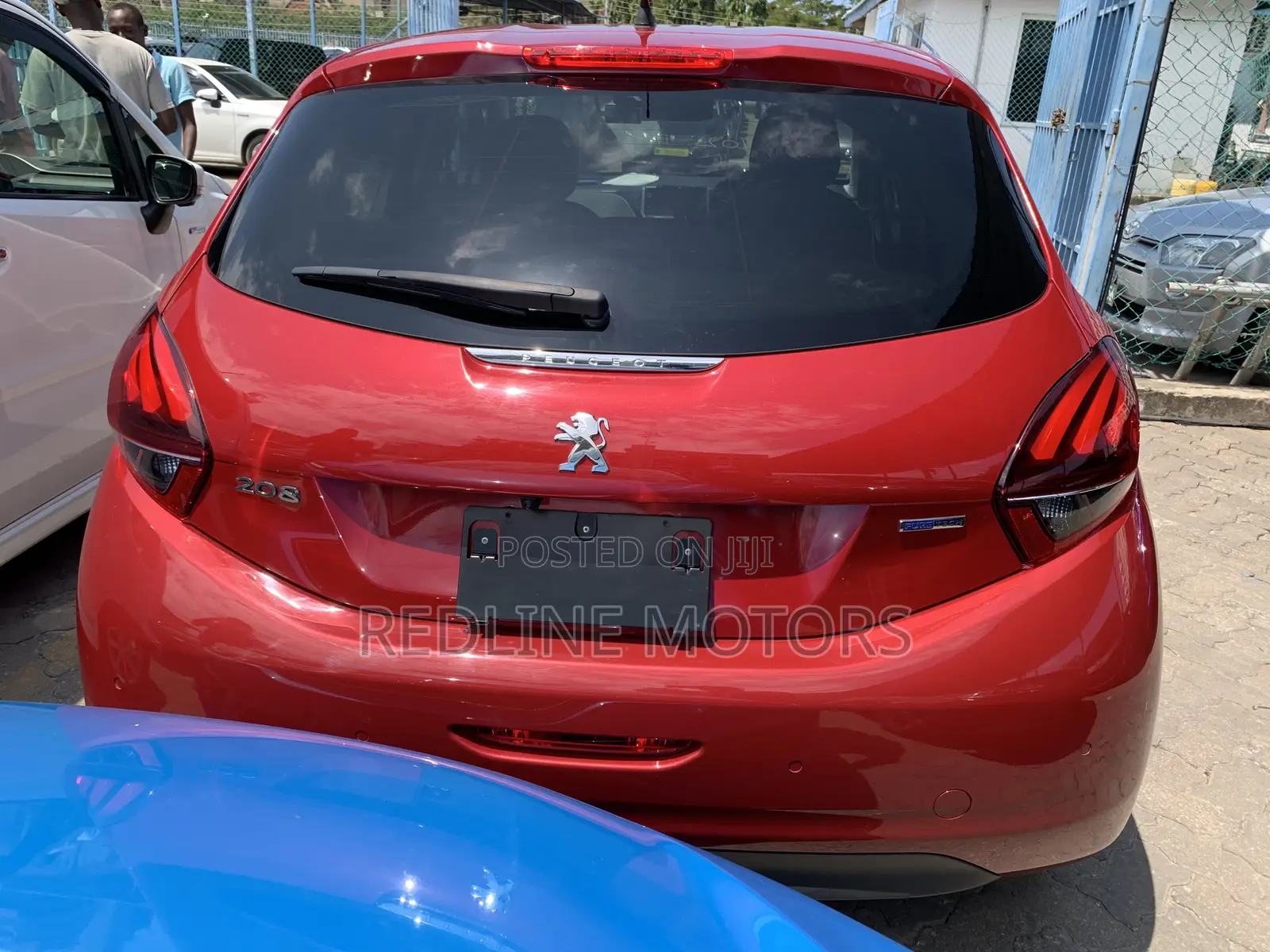 Peugeot 208 2017 Red